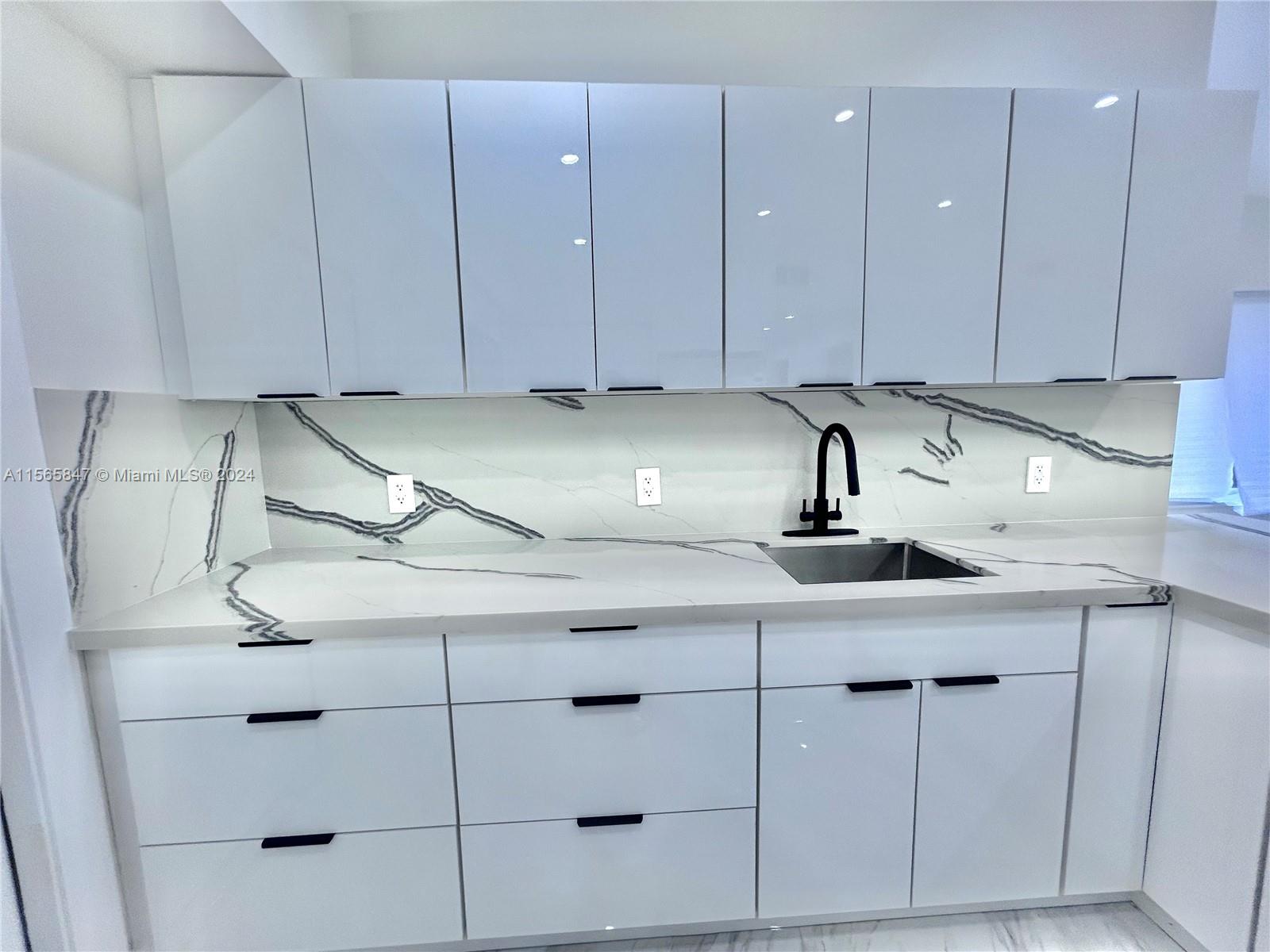 580 NE 177th St 0, North Miami Beach, Florida 33162, 2 Bedrooms Bedrooms, ,2 BathroomsBathrooms,Residentiallease,For Rent,580 NE 177th St 0,A11565847