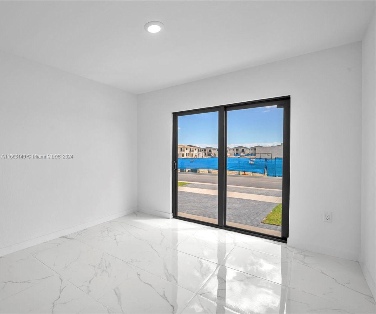 Homestead, Florida 33034, 5 Bedrooms Bedrooms, ,4 BathroomsBathrooms,Residentiallease,For Rent,A11563140