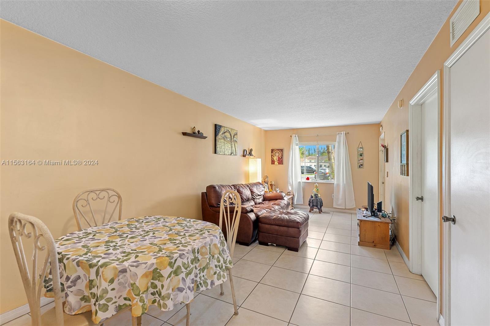 1261 SE 29th St 105-25, Homestead, Florida 33035, 2 Bedrooms Bedrooms, ,2 BathroomsBathrooms,Residential,For Sale,1261 SE 29th St 105-25,A11563164