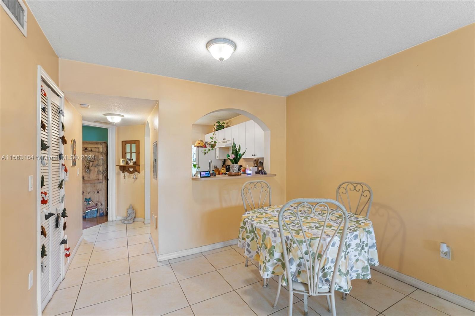 1261 SE 29th St 105-25, Homestead, Florida 33035, 2 Bedrooms Bedrooms, ,2 BathroomsBathrooms,Residential,For Sale,1261 SE 29th St 105-25,A11563164