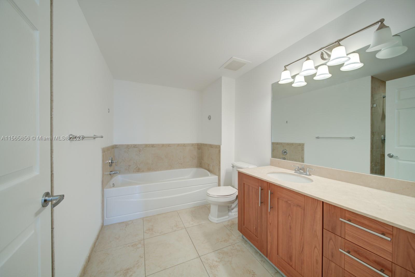 1300 Ponce De Leon Blvd 710, Coral Gables, Florida 33134, 1 Bedroom Bedrooms, ,1 BathroomBathrooms,Residentiallease,For Rent,1300 Ponce De Leon Blvd 710,A11565856