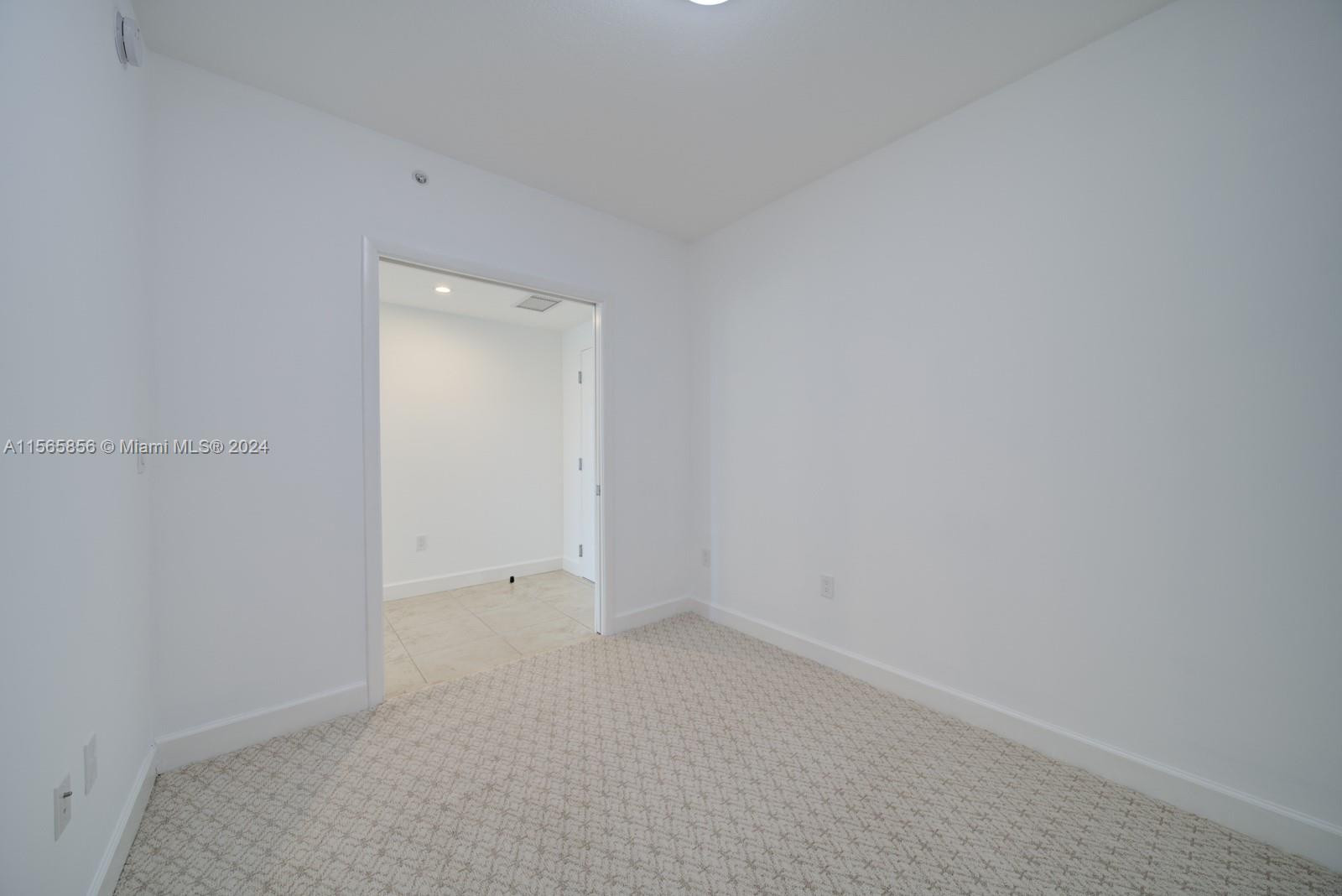 1300 Ponce De Leon Blvd 710, Coral Gables, Florida 33134, 1 Bedroom Bedrooms, ,1 BathroomBathrooms,Residentiallease,For Rent,1300 Ponce De Leon Blvd 710,A11565856