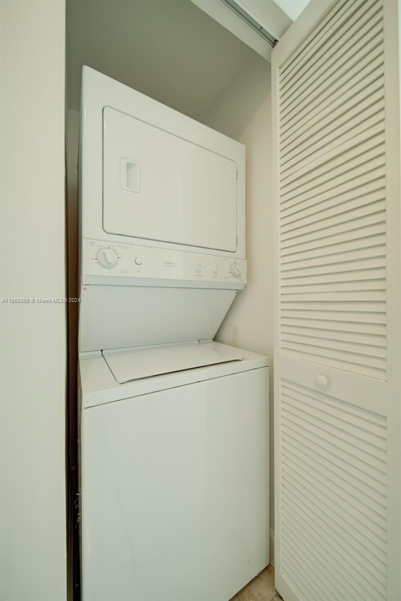 1300 Ponce De Leon Blvd 710, Coral Gables, Florida 33134, 1 Bedroom Bedrooms, ,1 BathroomBathrooms,Residentiallease,For Rent,1300 Ponce De Leon Blvd 710,A11565856