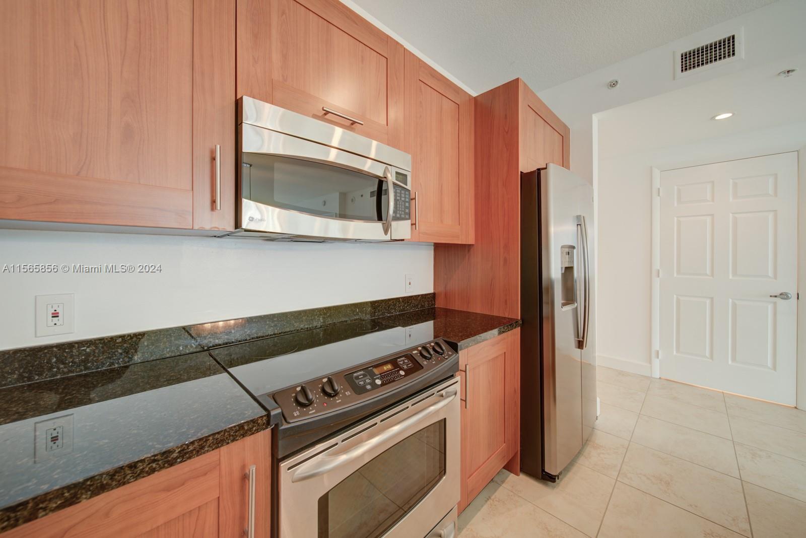 1300 Ponce De Leon Blvd 710, Coral Gables, Florida 33134, 1 Bedroom Bedrooms, ,1 BathroomBathrooms,Residentiallease,For Rent,1300 Ponce De Leon Blvd 710,A11565856