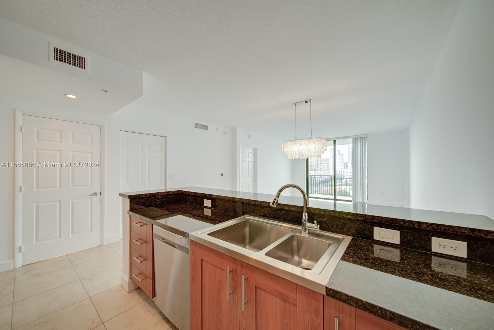 1300 Ponce De Leon Blvd 710, Coral Gables, Florida 33134, 1 Bedroom Bedrooms, ,1 BathroomBathrooms,Residentiallease,For Rent,1300 Ponce De Leon Blvd 710,A11565856