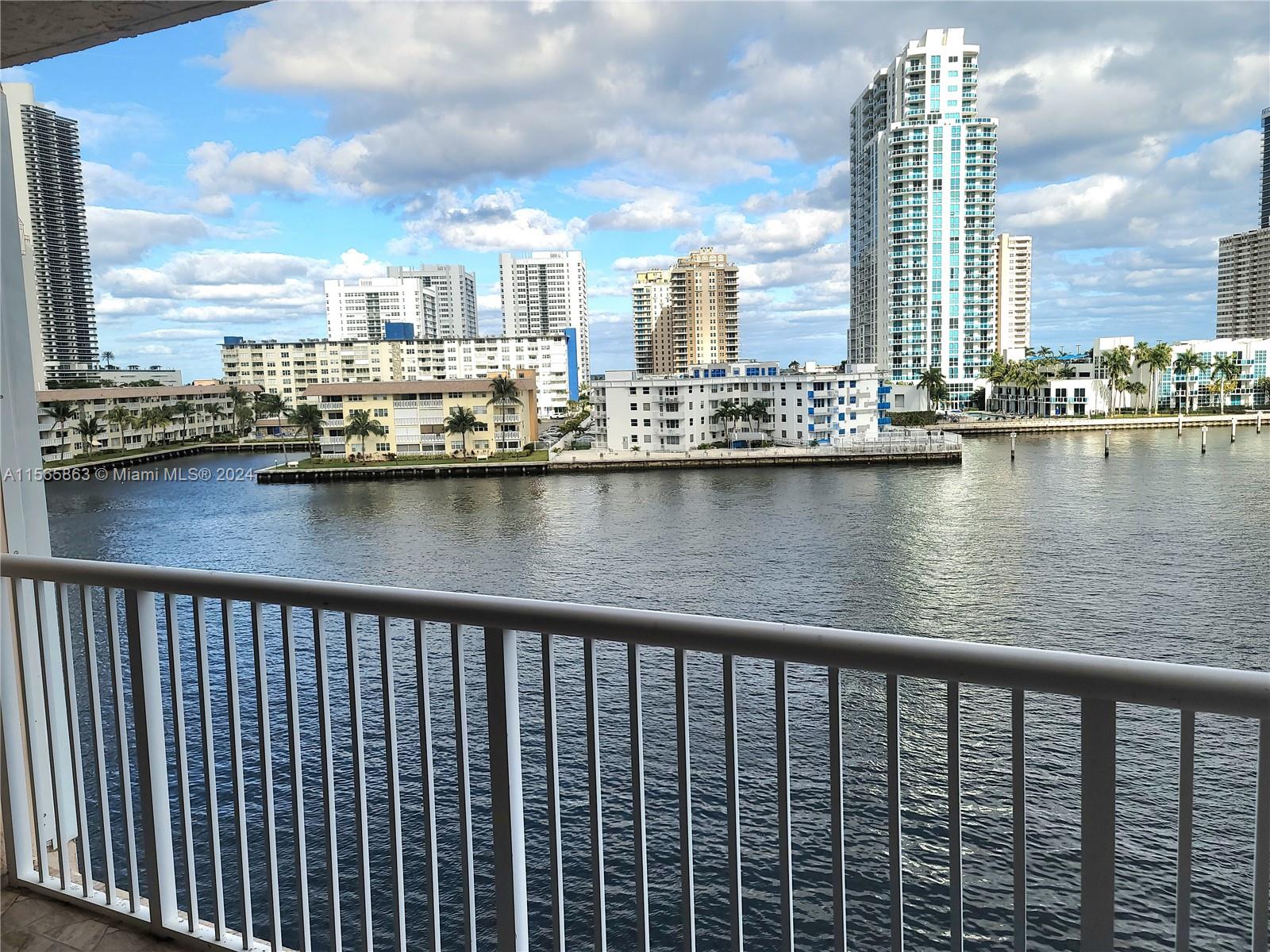 121 Golden Isles Dr 405, Hallandale Beach, Florida 33009, 2 Bedrooms Bedrooms, ,2 BathroomsBathrooms,Residentiallease,For Rent,121 Golden Isles Dr 405,A11565863