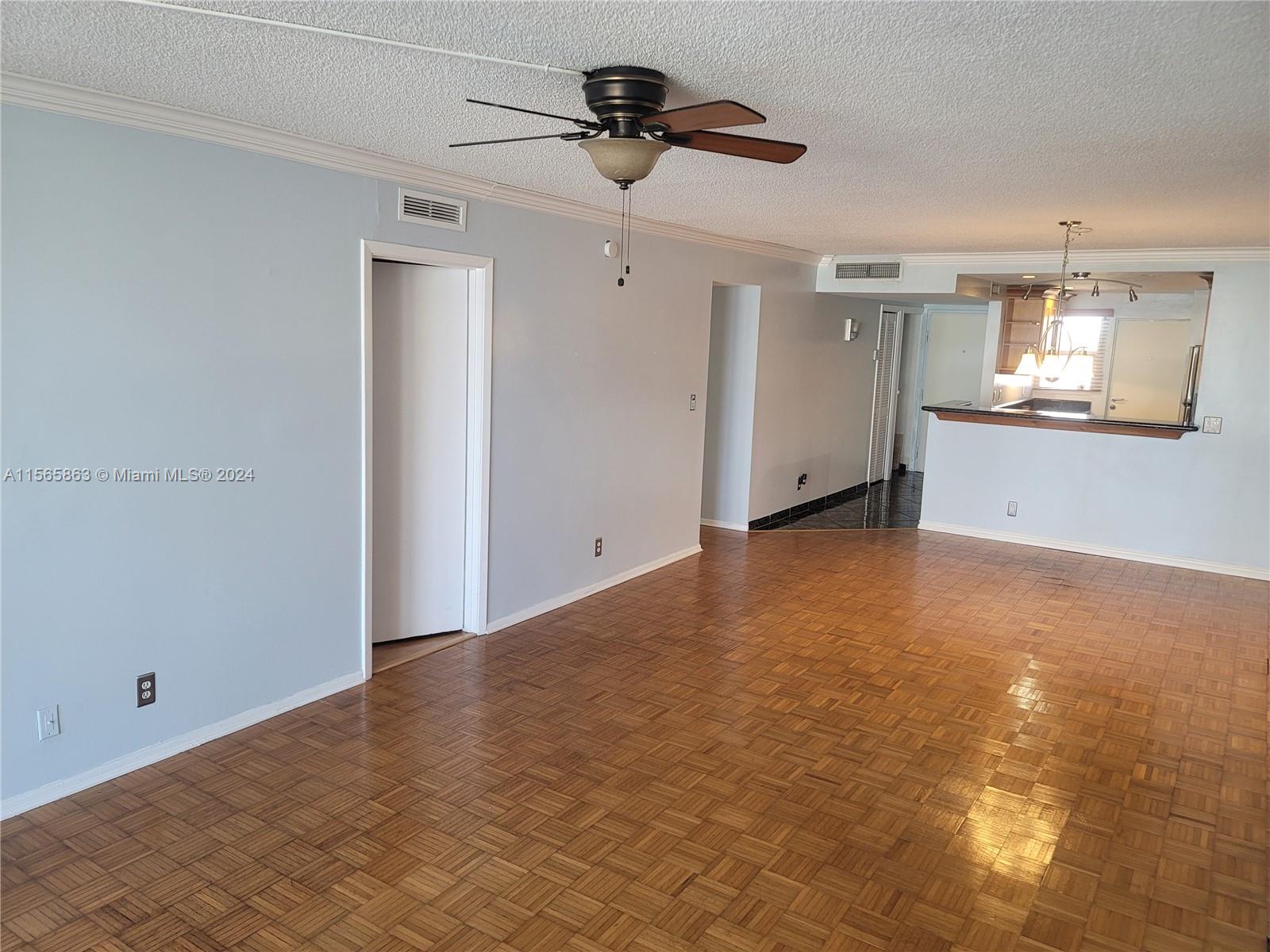 121 Golden Isles Dr 405, Hallandale Beach, Florida 33009, 2 Bedrooms Bedrooms, ,2 BathroomsBathrooms,Residentiallease,For Rent,121 Golden Isles Dr 405,A11565863