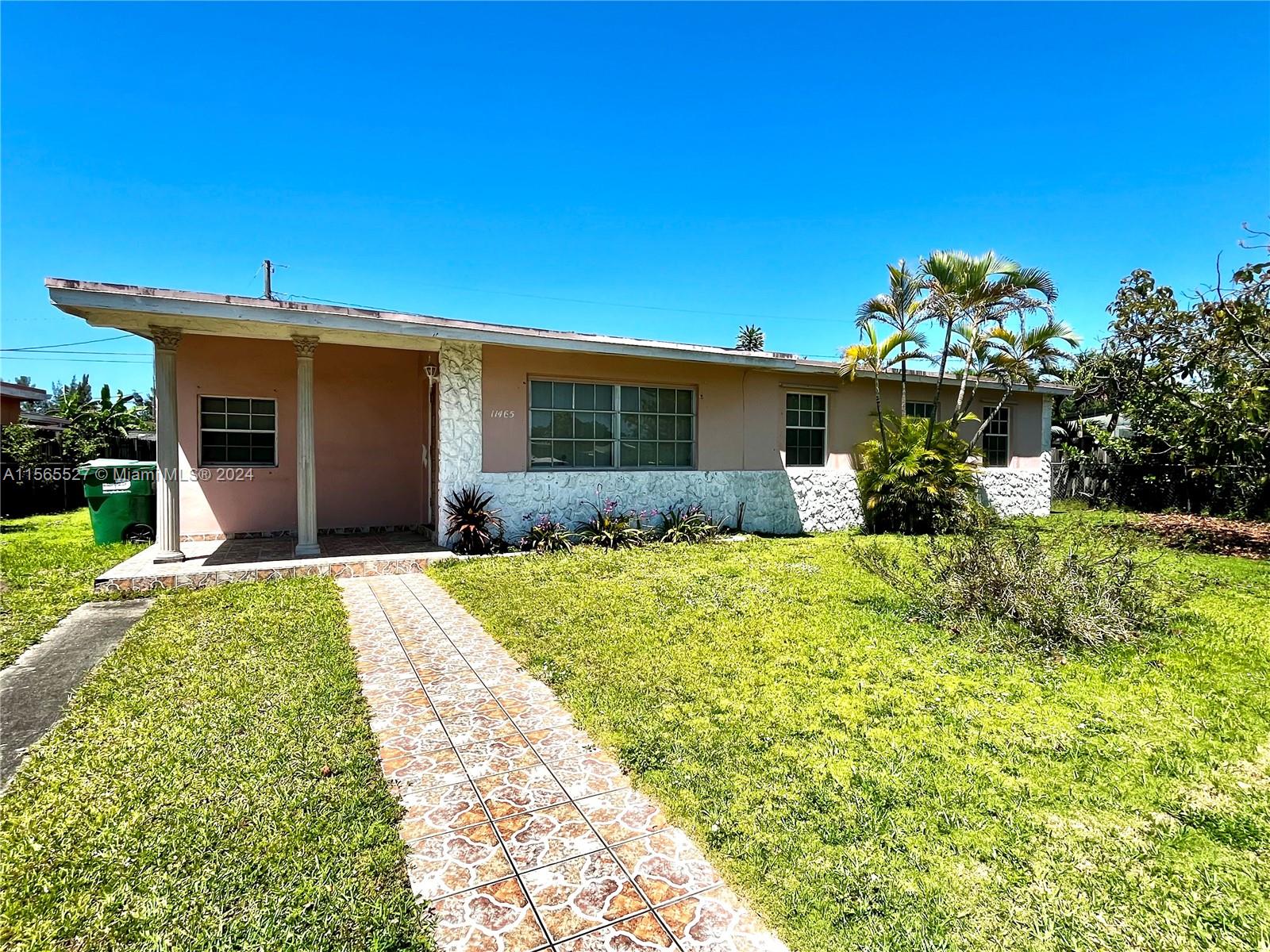 11465 SW 50th Ter  For Sale A11565527, FL