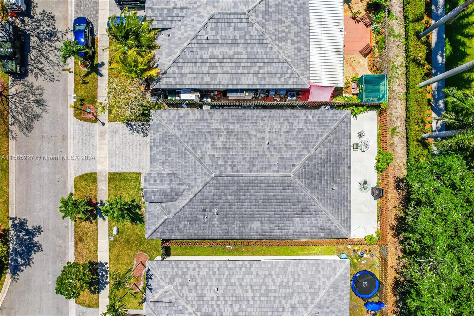 142 NE 33rd Ter, Homestead, Florida 33033, 4 Bedrooms Bedrooms, ,3 BathroomsBathrooms,Residential,For Sale,142 NE 33rd Ter,A11565227