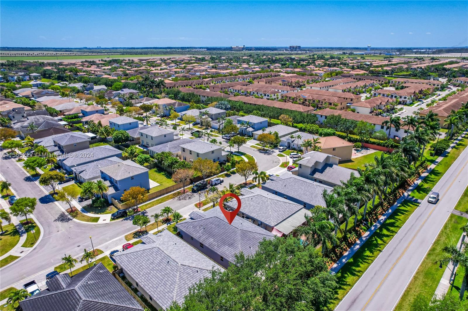 142 NE 33rd Ter, Homestead, Florida 33033, 4 Bedrooms Bedrooms, ,3 BathroomsBathrooms,Residential,For Sale,142 NE 33rd Ter,A11565227