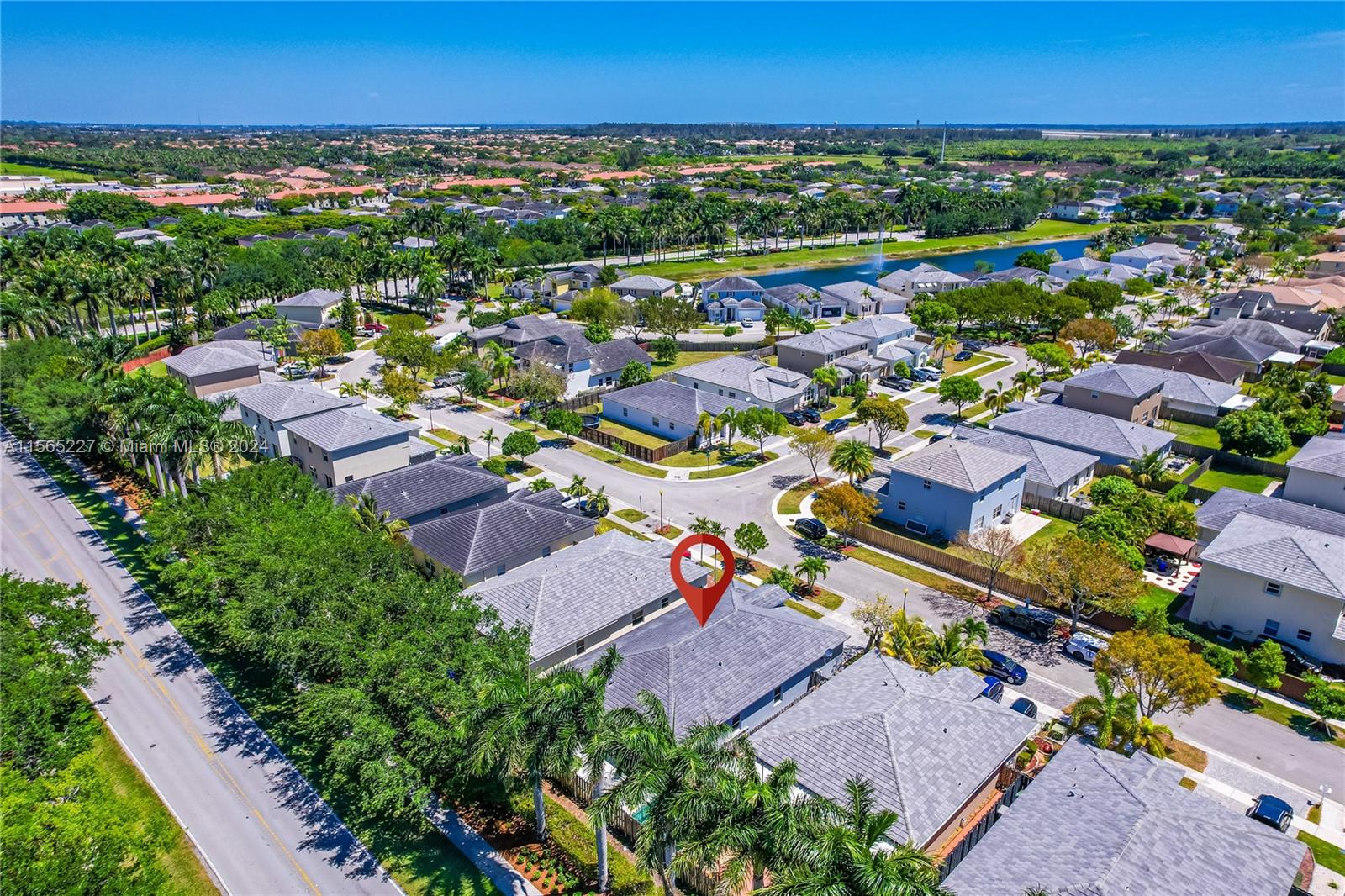 142 NE 33rd Ter, Homestead, Florida 33033, 4 Bedrooms Bedrooms, ,3 BathroomsBathrooms,Residential,For Sale,142 NE 33rd Ter,A11565227