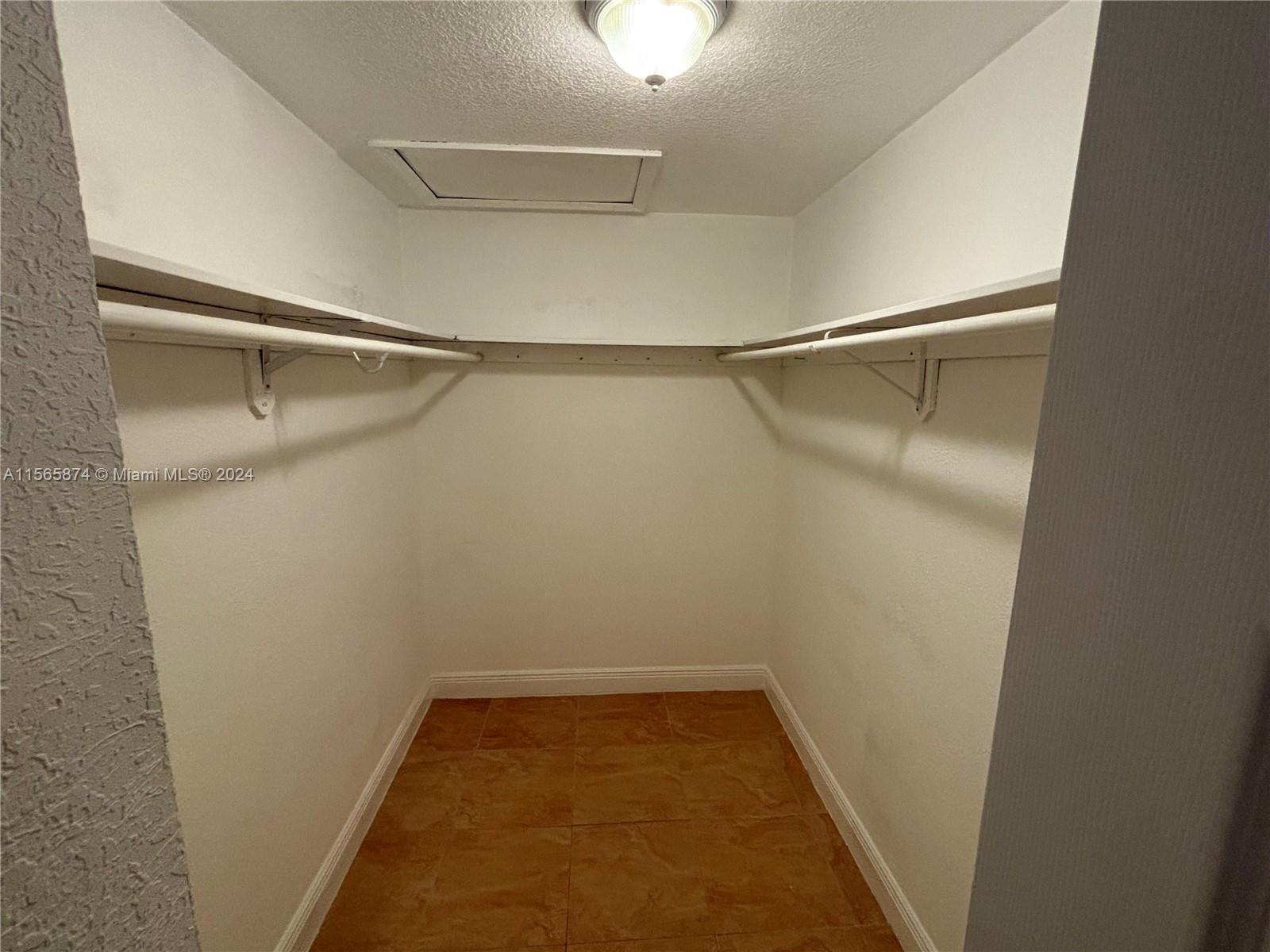 746 NW 31st Ave 746, Miami, Florida 33125, 3 Bedrooms Bedrooms, ,2 BathroomsBathrooms,Residentiallease,For Rent,746 NW 31st Ave 746,A11565874