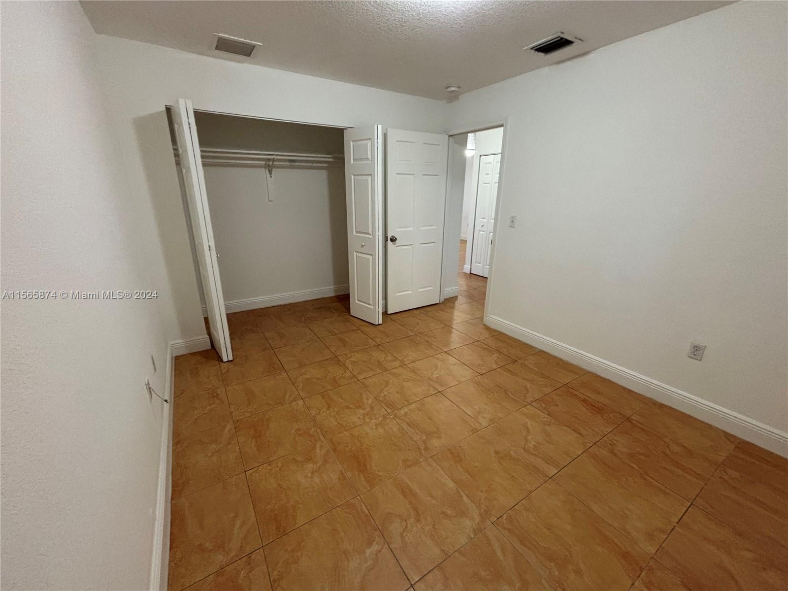 746 NW 31st Ave 746, Miami, Florida 33125, 3 Bedrooms Bedrooms, ,2 BathroomsBathrooms,Residentiallease,For Rent,746 NW 31st Ave 746,A11565874