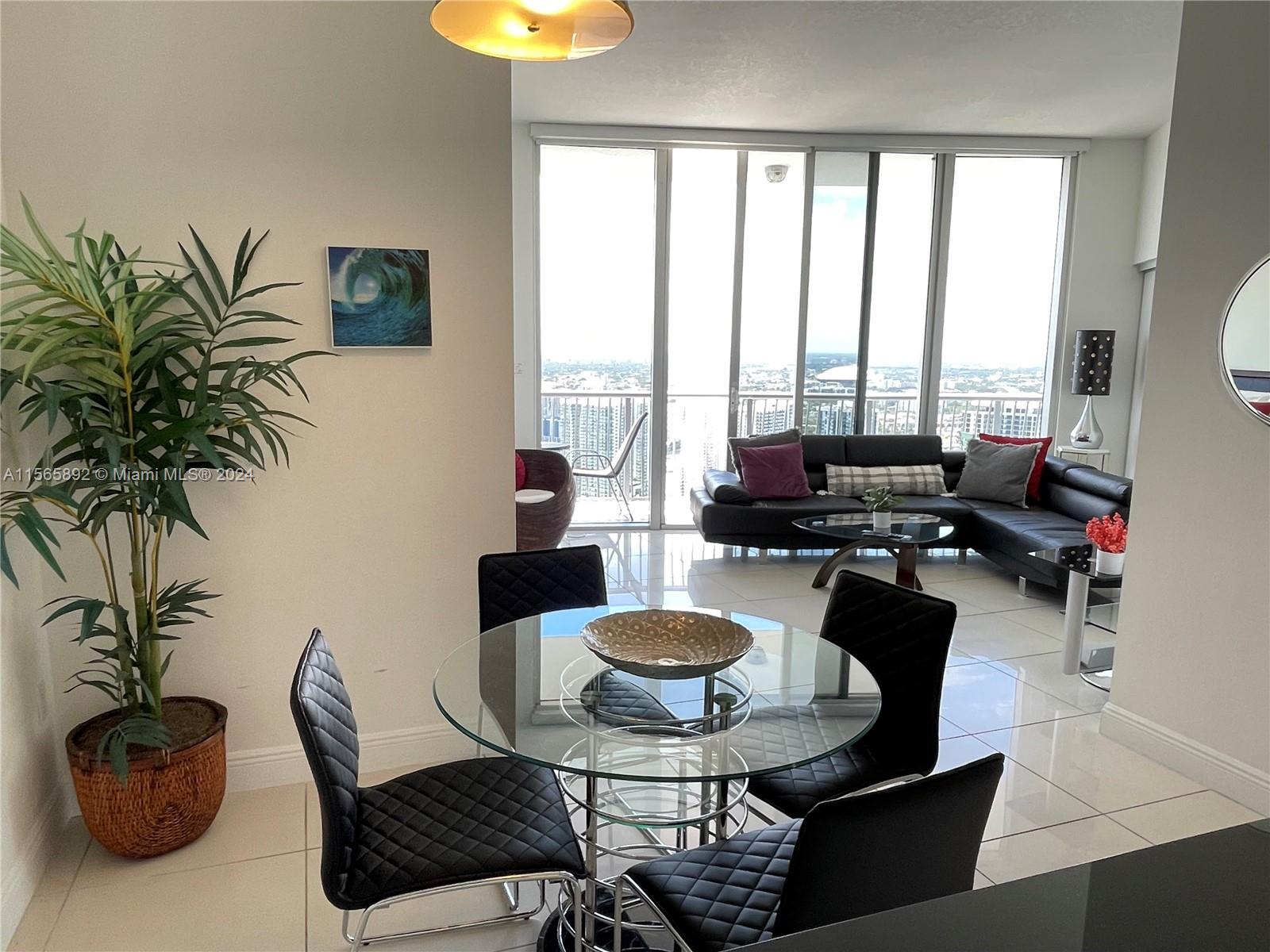 1750 N Bayshore Dr 5614, Miami, Florida 33132, 2 Bedrooms Bedrooms, ,2 BathroomsBathrooms,Residentiallease,For Rent,1750 N Bayshore Dr 5614,A11565892