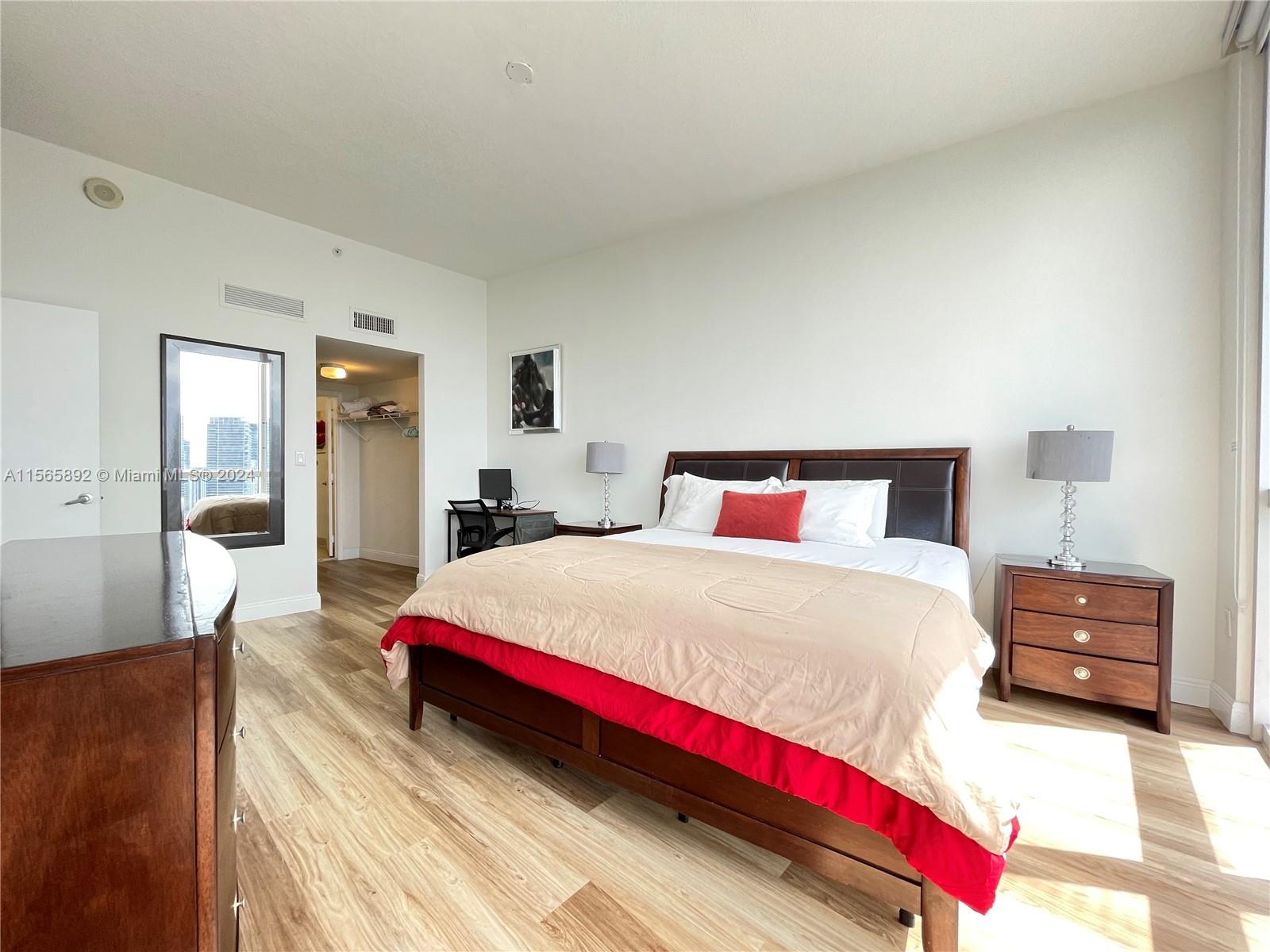 1750 N Bayshore Dr 5614, Miami, Florida 33132, 2 Bedrooms Bedrooms, ,2 BathroomsBathrooms,Residentiallease,For Rent,1750 N Bayshore Dr 5614,A11565892