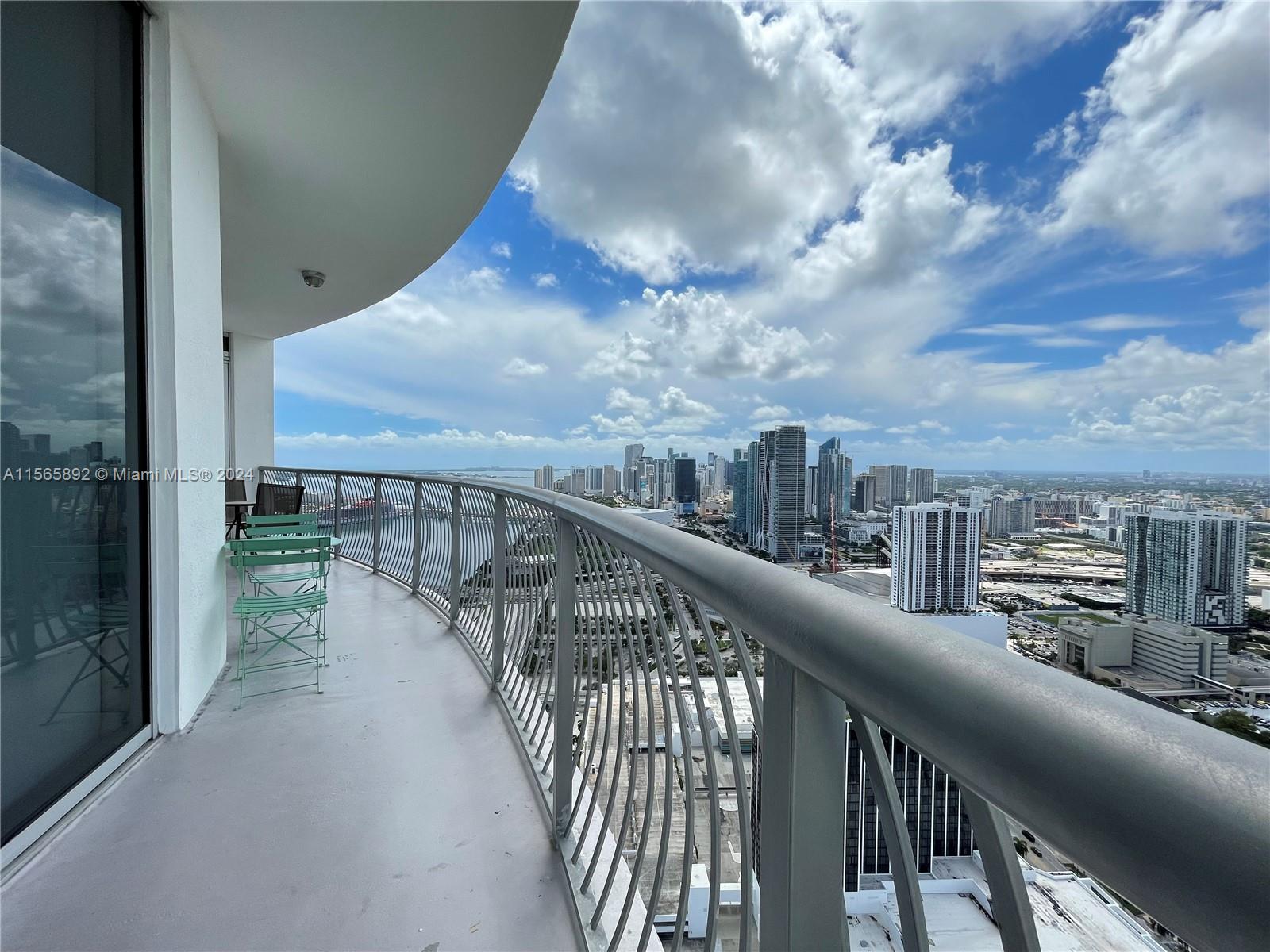 1750 N Bayshore Dr 5614, Miami, Florida 33132, 2 Bedrooms Bedrooms, ,2 BathroomsBathrooms,Residentiallease,For Rent,1750 N Bayshore Dr 5614,A11565892