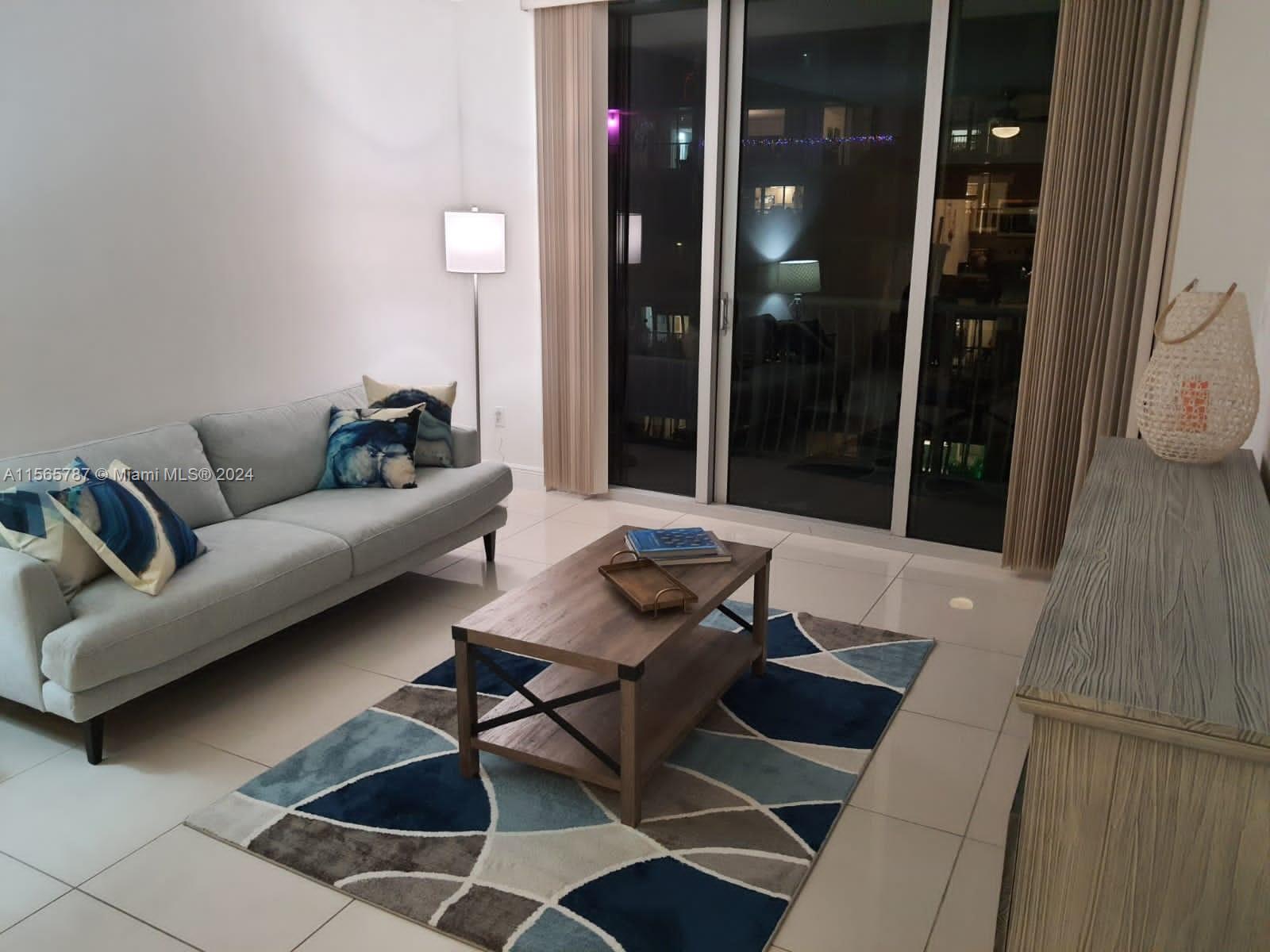 1750 N Bayshore Dr 2805, Miami, Florida 33132, 1 Bedroom Bedrooms, ,1 BathroomBathrooms,Residentiallease,For Rent,1750 N Bayshore Dr 2805,A11565787