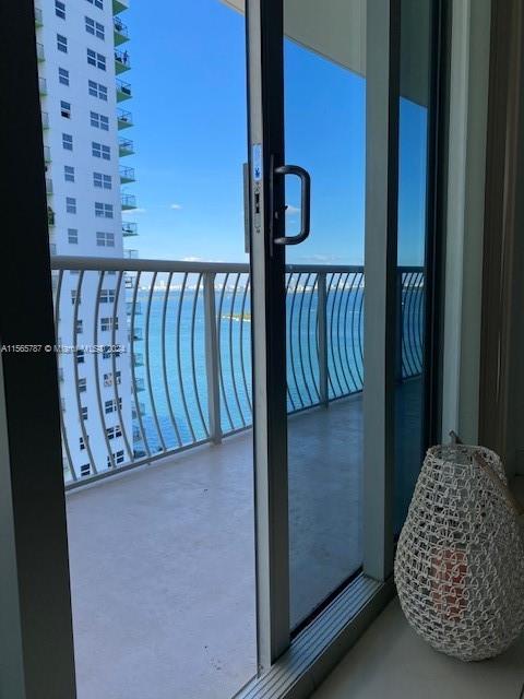 1750 N Bayshore Dr 2805, Miami, Florida 33132, 1 Bedroom Bedrooms, ,1 BathroomBathrooms,Residentiallease,For Rent,1750 N Bayshore Dr 2805,A11565787
