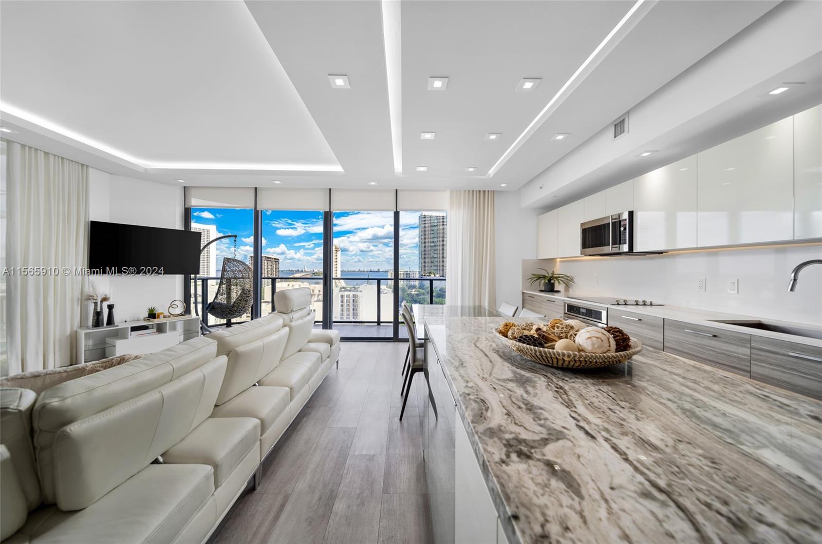 121 NE 34th St 1108, Miami, Florida 33137, 3 Bedrooms Bedrooms, ,3 BathroomsBathrooms,Residentiallease,For Rent,121 NE 34th St 1108,A11565910