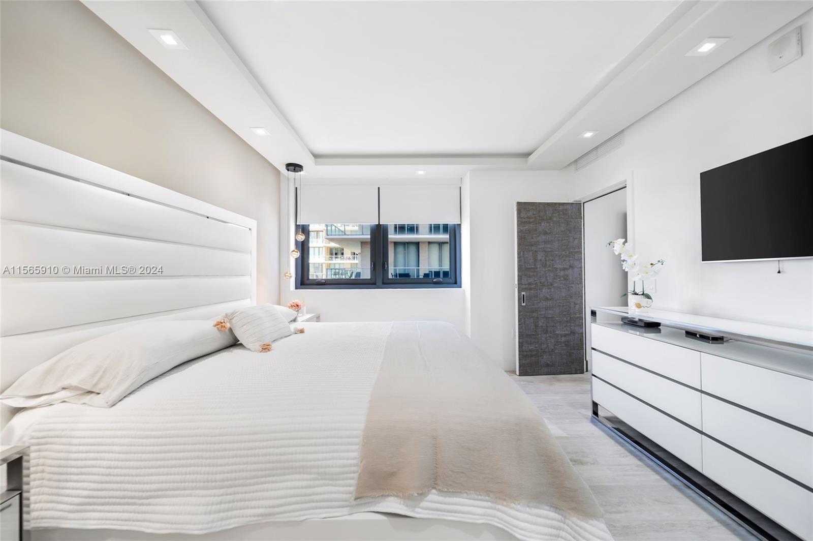 121 NE 34th St 1108, Miami, Florida 33137, 3 Bedrooms Bedrooms, ,3 BathroomsBathrooms,Residentiallease,For Rent,121 NE 34th St 1108,A11565910