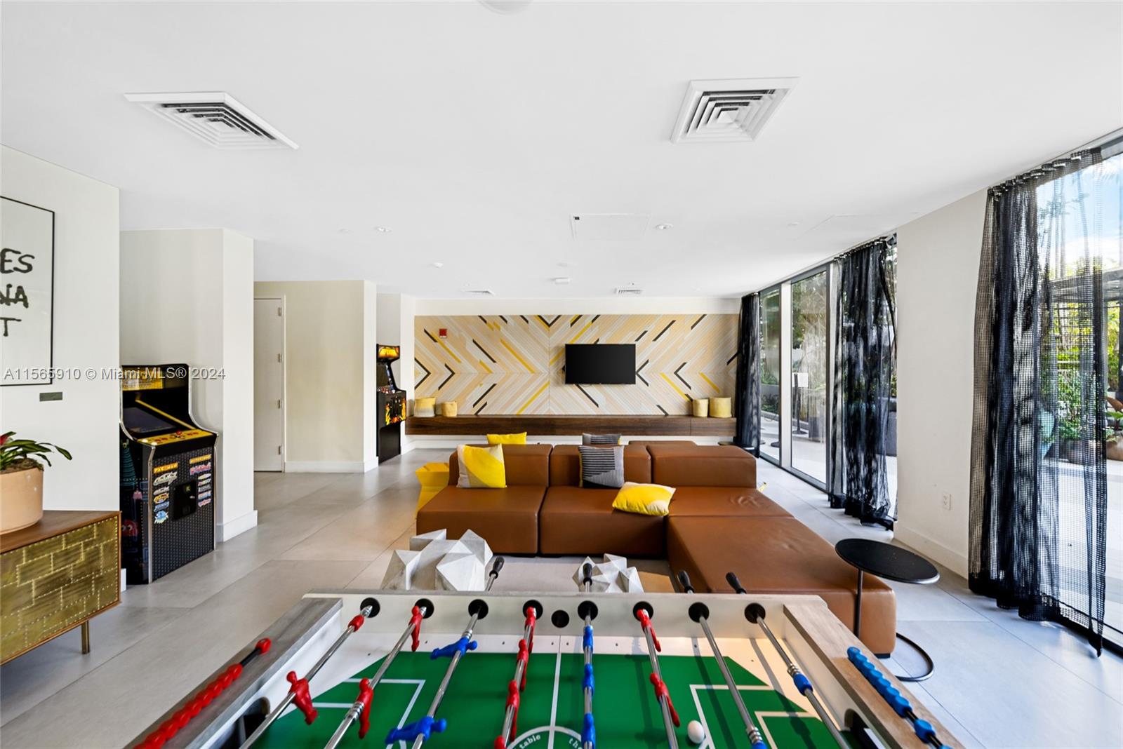 121 NE 34th St 1108, Miami, Florida 33137, 3 Bedrooms Bedrooms, ,3 BathroomsBathrooms,Residentiallease,For Rent,121 NE 34th St 1108,A11565910