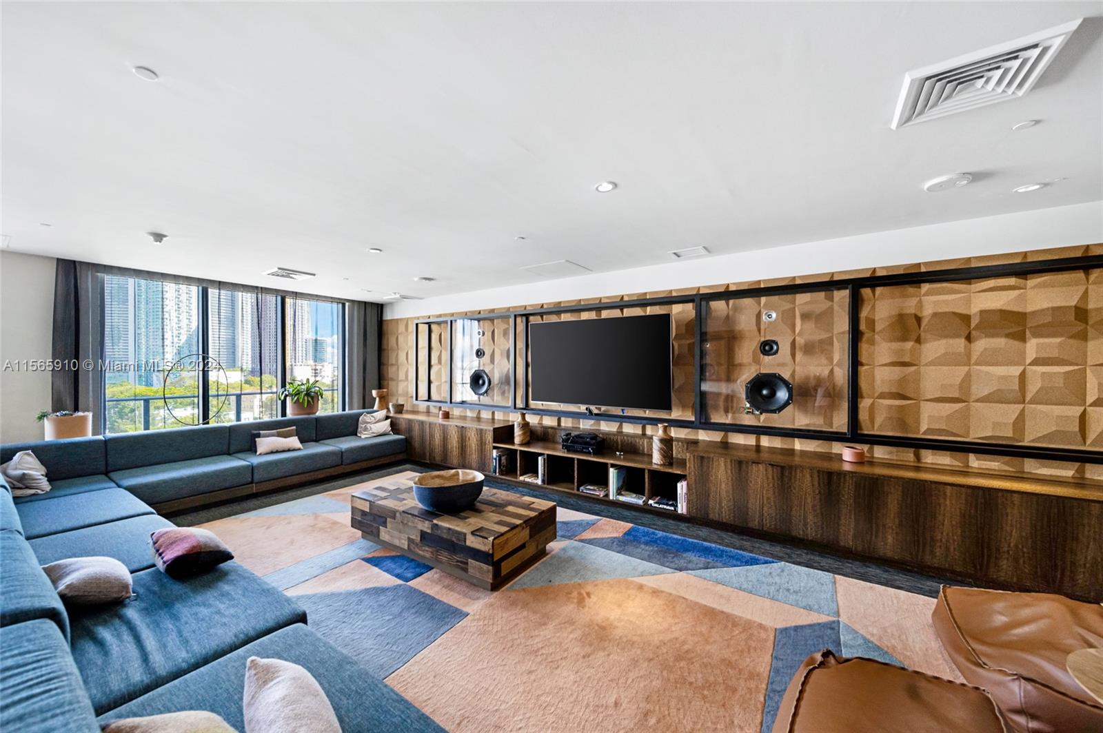 121 NE 34th St 1108, Miami, Florida 33137, 3 Bedrooms Bedrooms, ,3 BathroomsBathrooms,Residentiallease,For Rent,121 NE 34th St 1108,A11565910