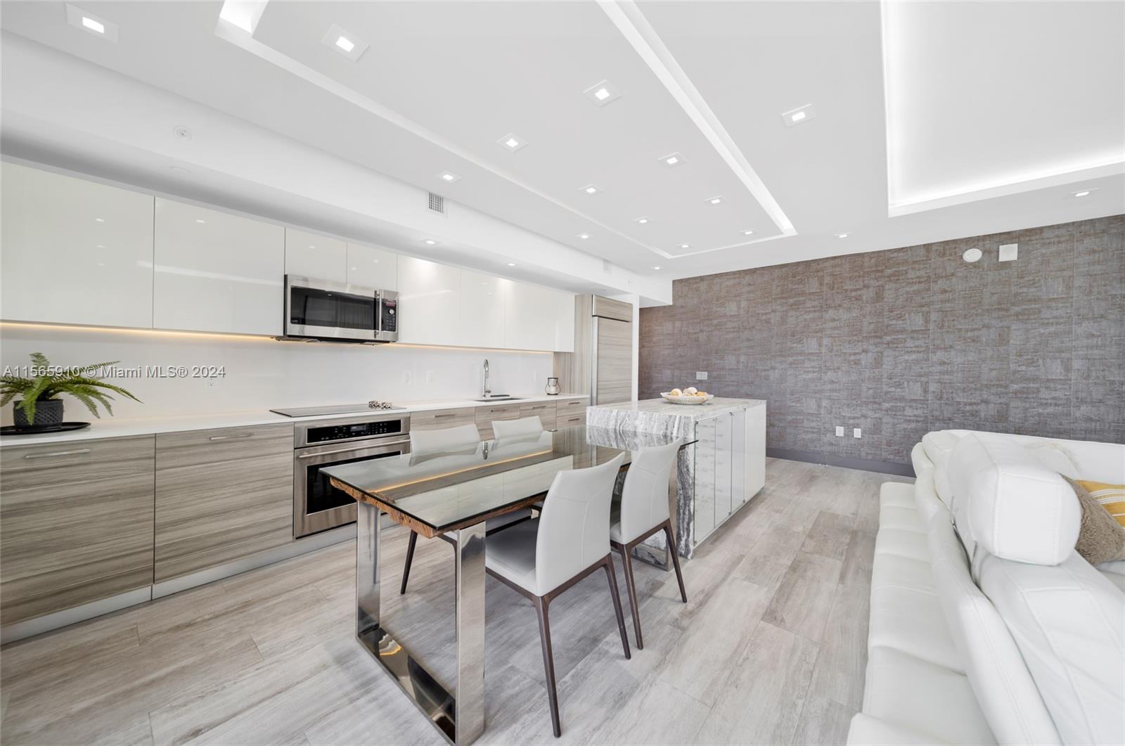 121 NE 34th St 1108, Miami, Florida 33137, 3 Bedrooms Bedrooms, ,3 BathroomsBathrooms,Residentiallease,For Rent,121 NE 34th St 1108,A11565910