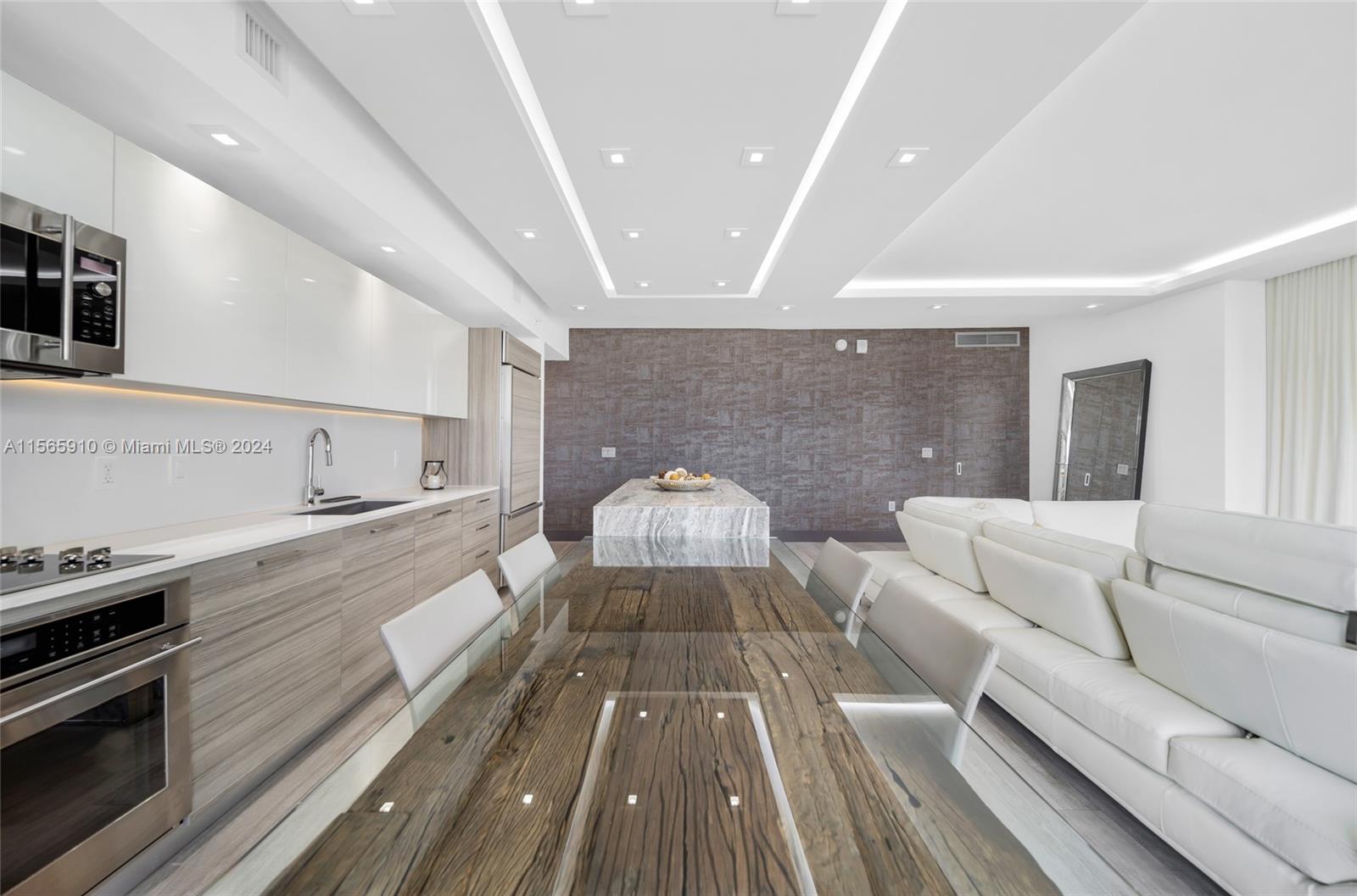 121 NE 34th St 1108, Miami, Florida 33137, 3 Bedrooms Bedrooms, ,3 BathroomsBathrooms,Residentiallease,For Rent,121 NE 34th St 1108,A11565910