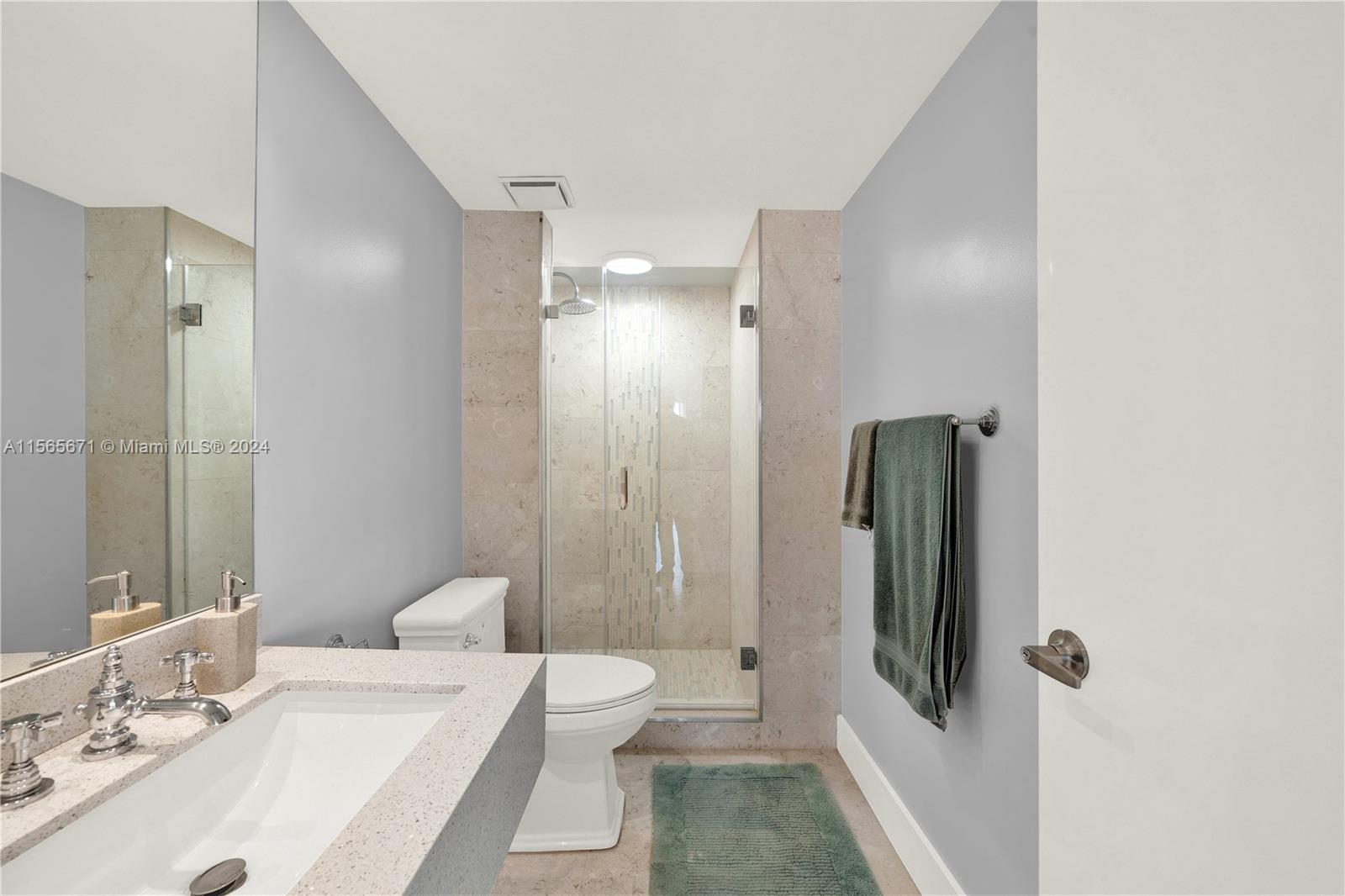 19355 Turnberry Way 22D, Aventura, Florida 33180, 2 Bedrooms Bedrooms, ,2 BathroomsBathrooms,Residential,For Sale,19355 Turnberry Way 22D,A11565671