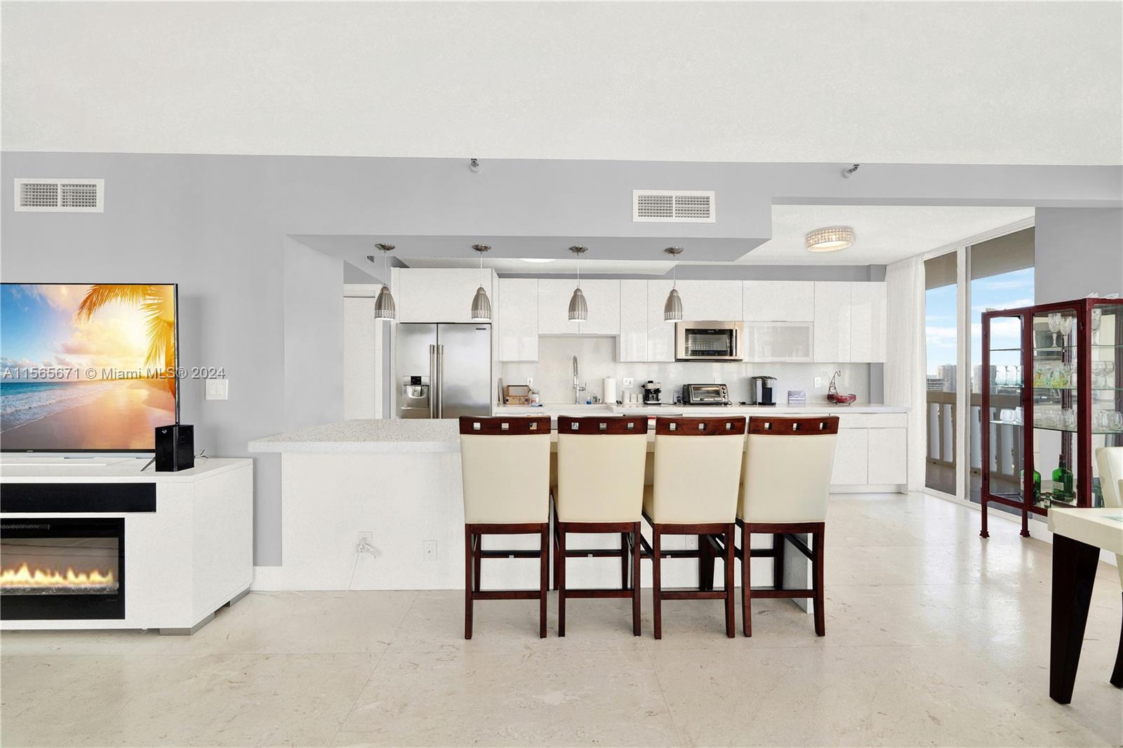 19355 Turnberry Way 22D, Aventura, Florida 33180, 2 Bedrooms Bedrooms, ,2 BathroomsBathrooms,Residential,For Sale,19355 Turnberry Way 22D,A11565671