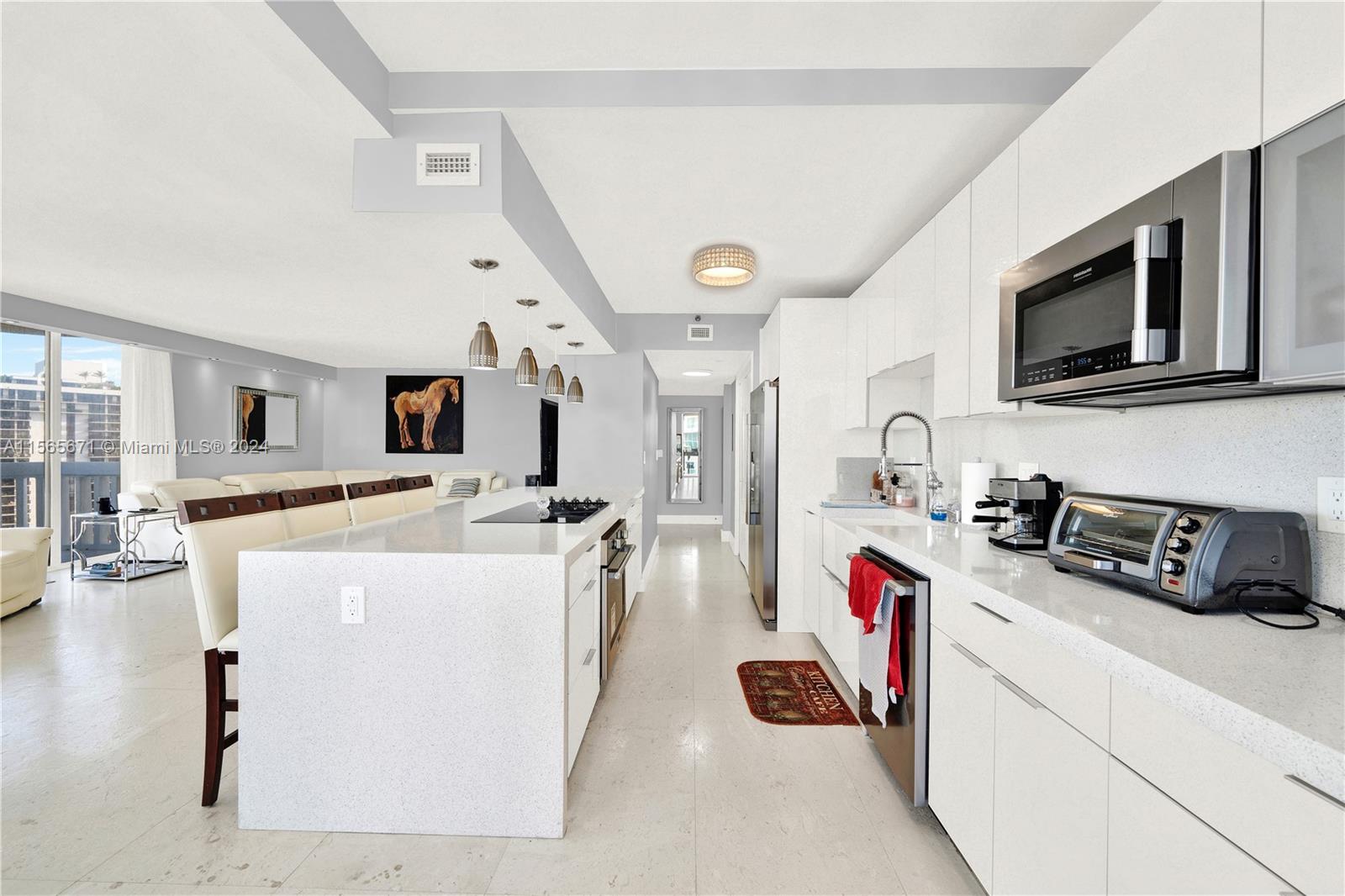 19355 Turnberry Way 22D, Aventura, Florida 33180, 2 Bedrooms Bedrooms, ,2 BathroomsBathrooms,Residential,For Sale,19355 Turnberry Way 22D,A11565671