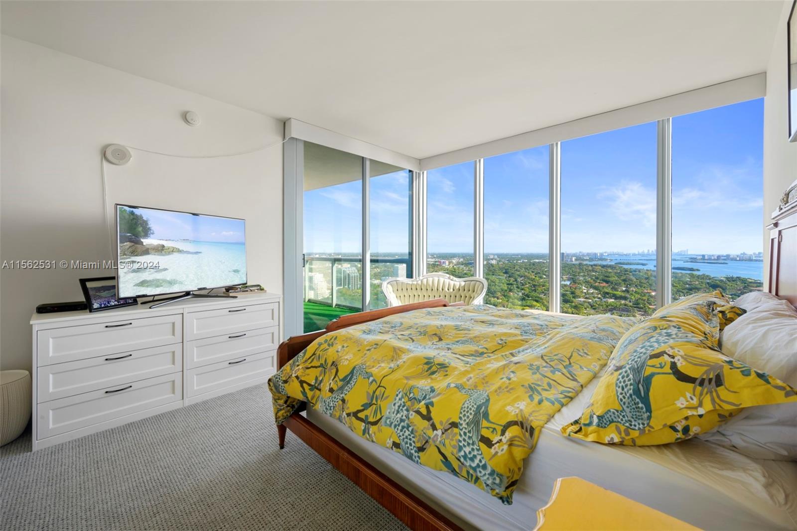 601 NE 36th St 2909, Miami, Florida 33137, 2 Bedrooms Bedrooms, ,2 BathroomsBathrooms,Residential,For Sale,601 NE 36th St 2909,A11562531