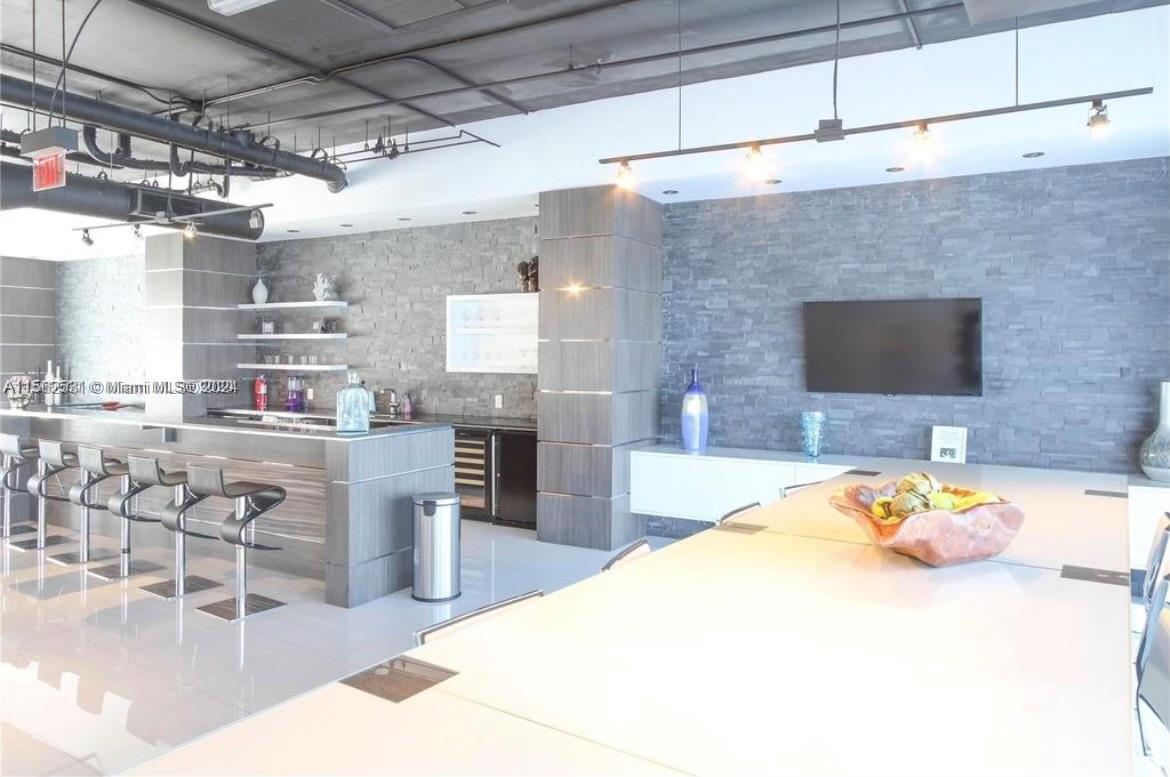 601 NE 36th St 2909, Miami, Florida 33137, 2 Bedrooms Bedrooms, ,2 BathroomsBathrooms,Residential,For Sale,601 NE 36th St 2909,A11562531