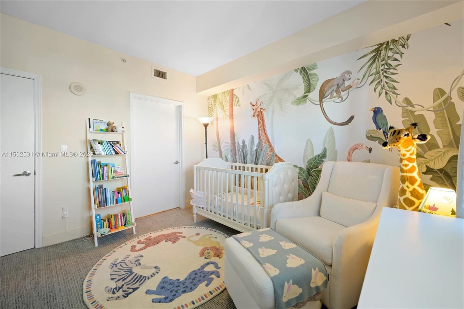 601 NE 36th St 2909, Miami, Florida 33137, 2 Bedrooms Bedrooms, ,2 BathroomsBathrooms,Residential,For Sale,601 NE 36th St 2909,A11562531