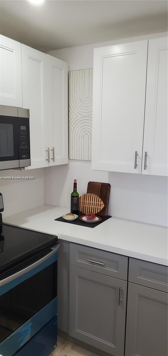 401 Golden Isles Dr 1111, Hallandale Beach, Florida 33009, 1 Bedroom Bedrooms, ,1 BathroomBathrooms,Residentiallease,For Rent,401 Golden Isles Dr 1111,A11565922