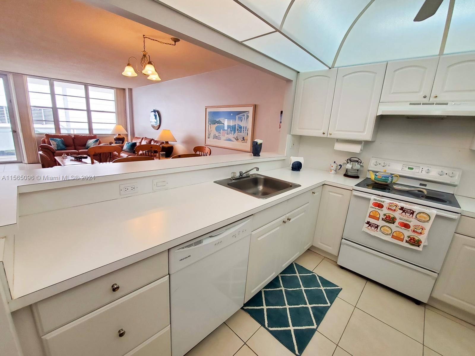 3725 S Ocean Dr 411, Hollywood, Florida 33019, 1 Bedroom Bedrooms, ,1 BathroomBathrooms,Residentiallease,For Rent,3725 S Ocean Dr 411,A11565096