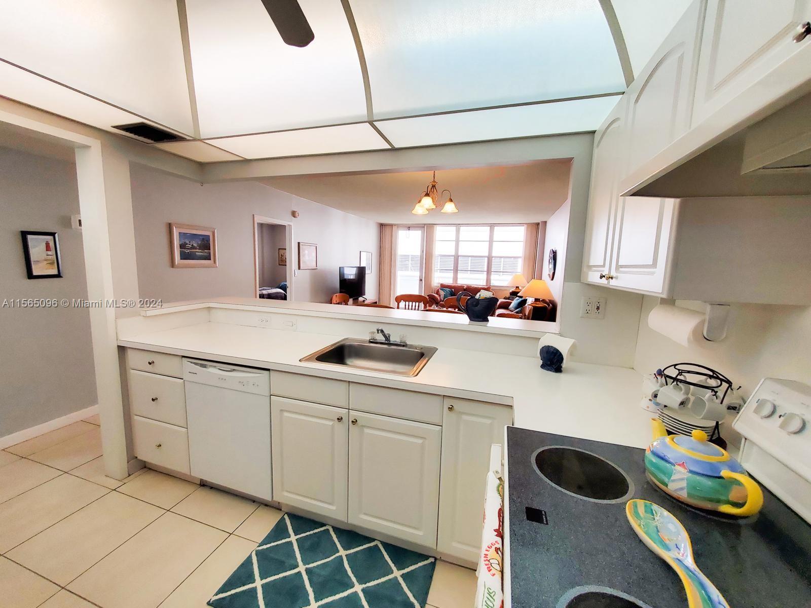 3725 S Ocean Dr 411, Hollywood, Florida 33019, 1 Bedroom Bedrooms, ,1 BathroomBathrooms,Residentiallease,For Rent,3725 S Ocean Dr 411,A11565096