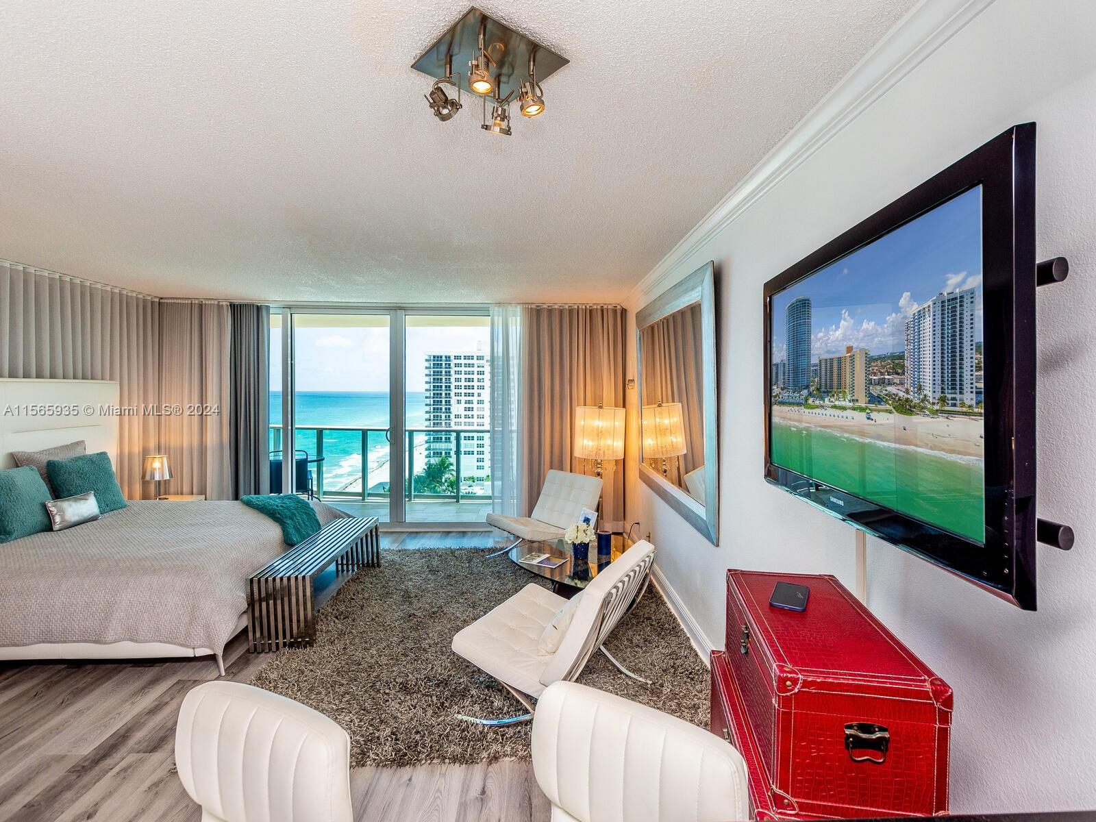 Hollywood, Florida 33019, ,1 BathroomBathrooms,Residentiallease,For Rent,A11565935