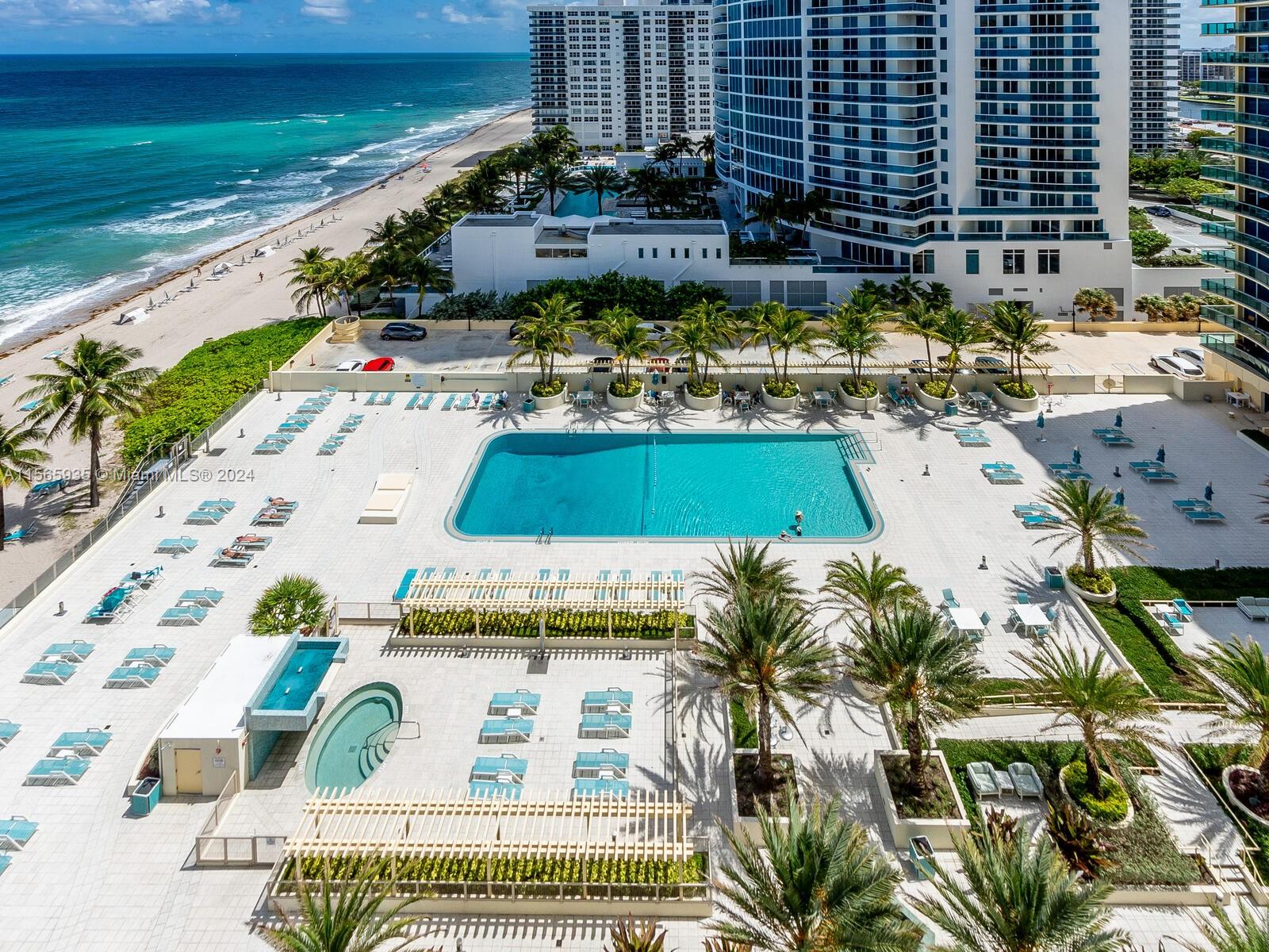 Hollywood, Florida 33019, ,1 BathroomBathrooms,Residentiallease,For Rent,A11565935