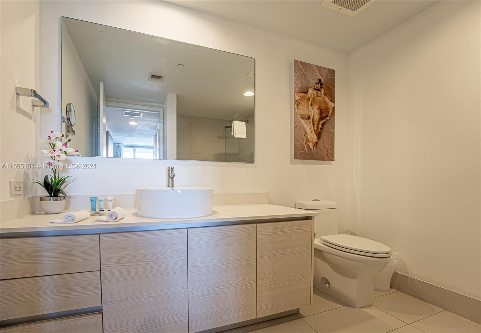 2602 E Hallandale Beach Blvd R607, Hallandale Beach, Florida 33009, 2 Bedrooms Bedrooms, ,2 BathroomsBathrooms,Residential,For Sale,2602 E Hallandale Beach Blvd R607,A11565184