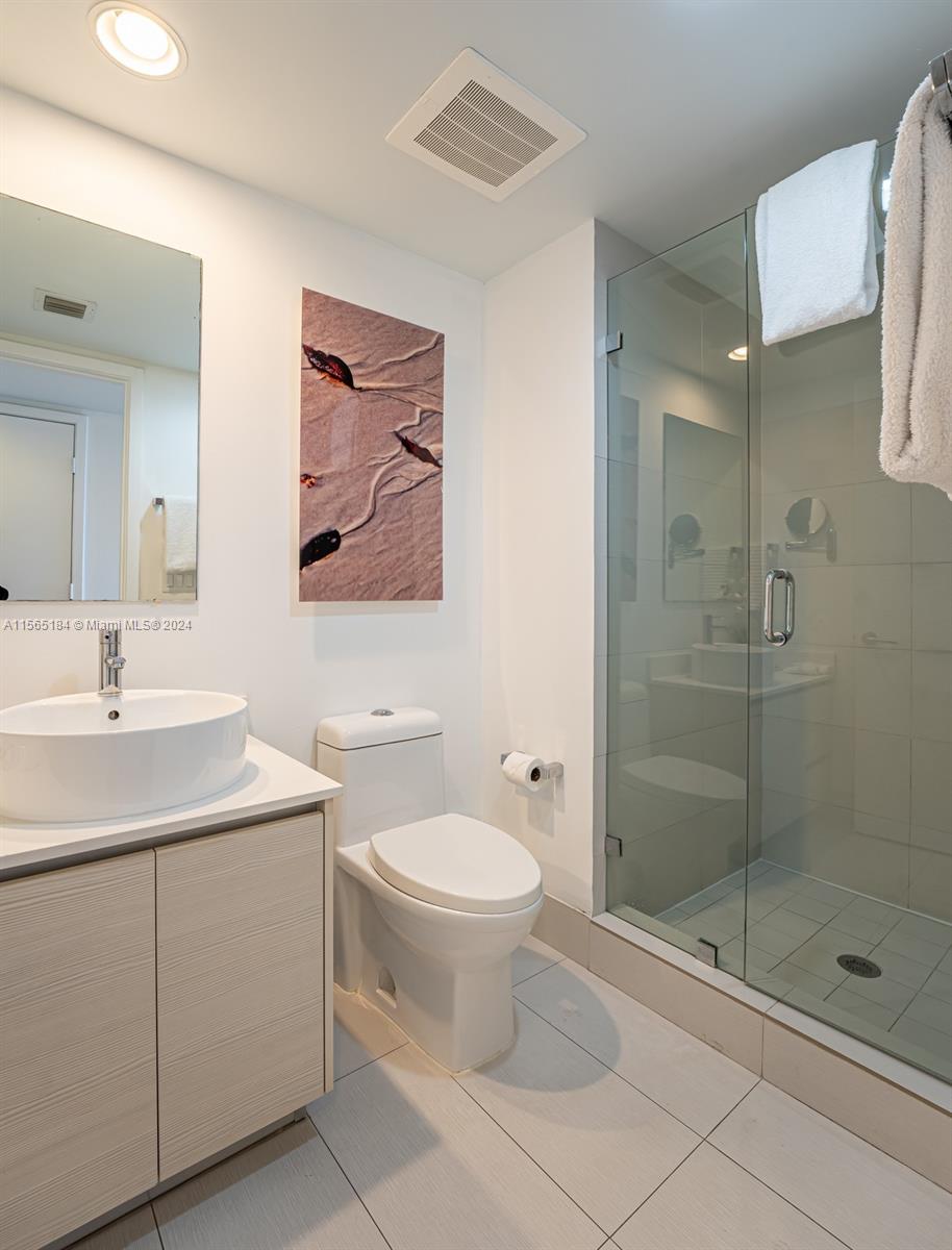 2602 E Hallandale Beach Blvd R607, Hallandale Beach, Florida 33009, 2 Bedrooms Bedrooms, ,2 BathroomsBathrooms,Residential,For Sale,2602 E Hallandale Beach Blvd R607,A11565184