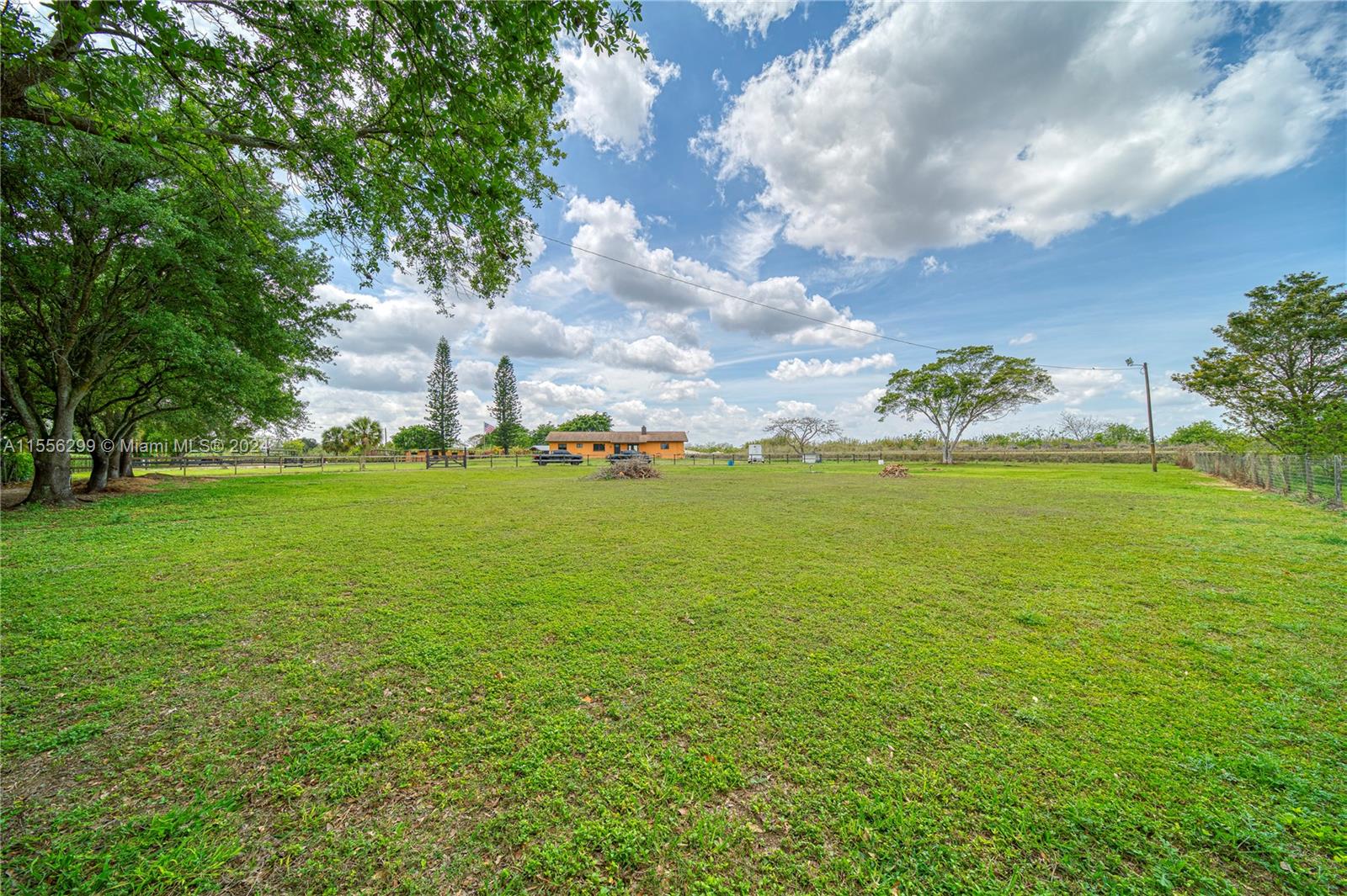 19980 SW 207th Ave, Miami, Florida 33187, 2 Bedrooms Bedrooms, ,2 BathroomsBathrooms,Residential,For Sale,19980 SW 207th Ave,A11556299