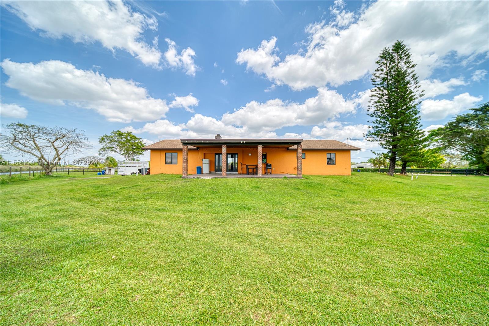 19980 SW 207th Ave, Miami, Florida 33187, 2 Bedrooms Bedrooms, ,2 BathroomsBathrooms,Residential,For Sale,19980 SW 207th Ave,A11556299