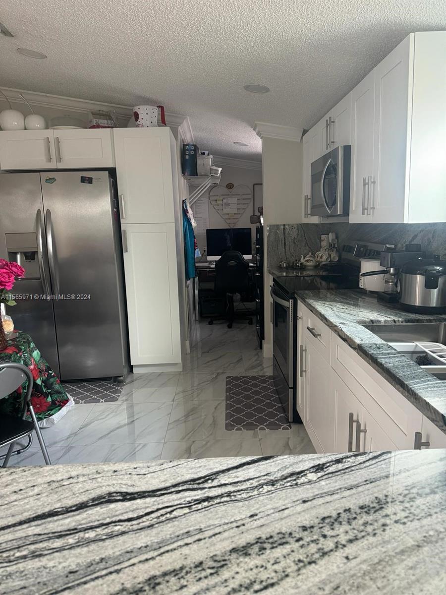 Miami, Florida 33170, 4 Bedrooms Bedrooms, ,3 BathroomsBathrooms,Residential,For Sale,A11565971