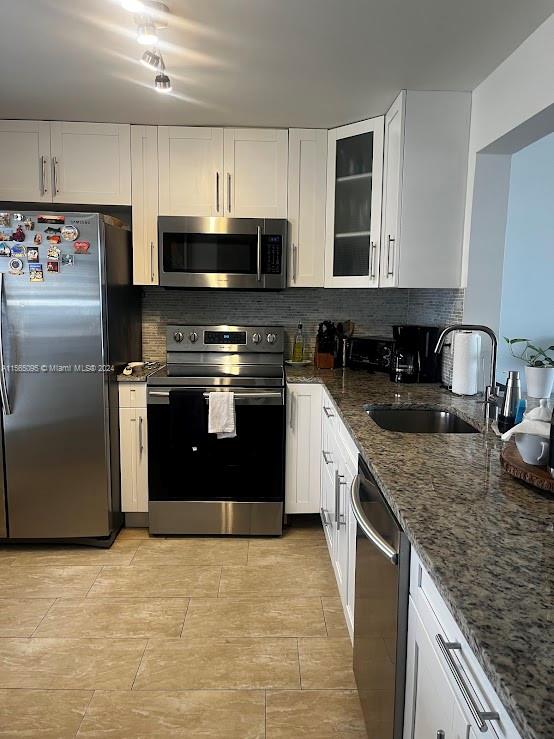 319 NE 14th Ave 702, Hallandale Beach, Florida 33009, 2 Bedrooms Bedrooms, ,2 BathroomsBathrooms,Residentiallease,For Rent,319 NE 14th Ave 702,A11565095