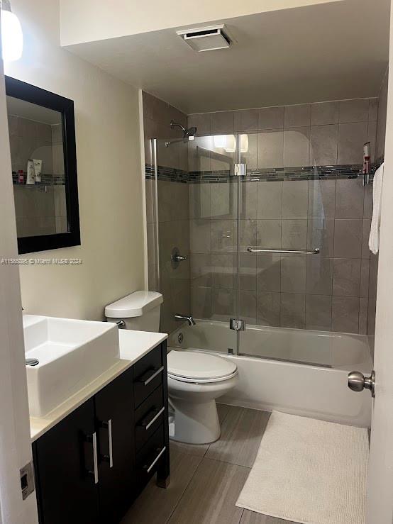 319 NE 14th Ave 702, Hallandale Beach, Florida 33009, 2 Bedrooms Bedrooms, ,2 BathroomsBathrooms,Residentiallease,For Rent,319 NE 14th Ave 702,A11565095