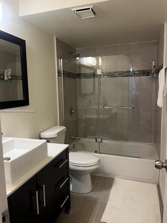 319 NE 14th Ave 702, Hallandale Beach, Florida 33009, 2 Bedrooms Bedrooms, ,2 BathroomsBathrooms,Residentiallease,For Rent,319 NE 14th Ave 702,A11565095