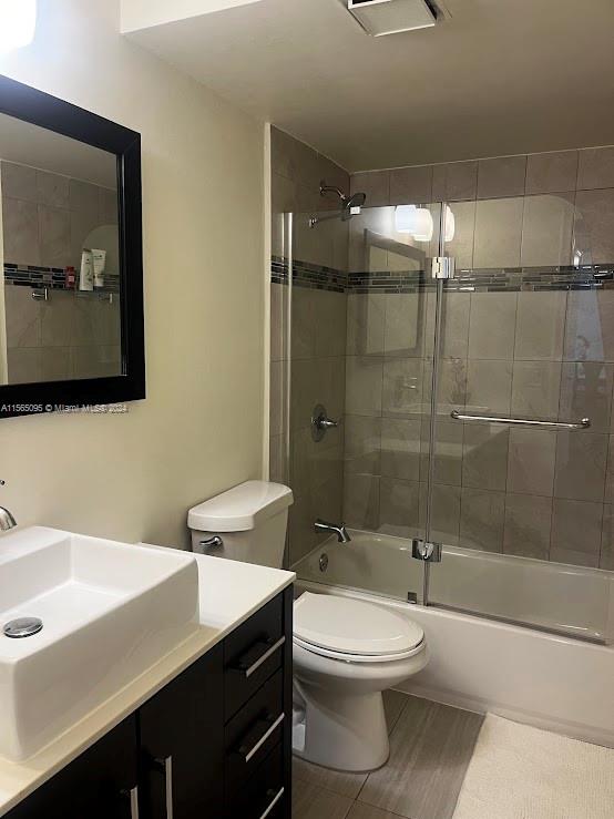 319 NE 14th Ave 702, Hallandale Beach, Florida 33009, 2 Bedrooms Bedrooms, ,2 BathroomsBathrooms,Residentiallease,For Rent,319 NE 14th Ave 702,A11565095