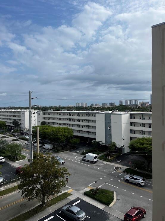 319 NE 14th Ave 702, Hallandale Beach, Florida 33009, 2 Bedrooms Bedrooms, ,2 BathroomsBathrooms,Residentiallease,For Rent,319 NE 14th Ave 702,A11565095