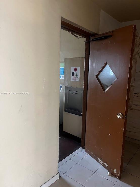 319 NE 14th Ave 702, Hallandale Beach, Florida 33009, 2 Bedrooms Bedrooms, ,2 BathroomsBathrooms,Residentiallease,For Rent,319 NE 14th Ave 702,A11565095